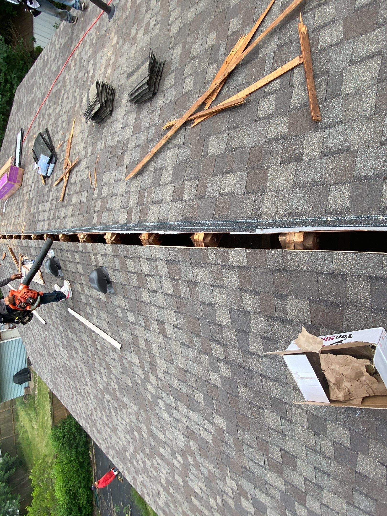Roof Replacement using CertainTeed Landmark Weathered Wood by 180 Contractors