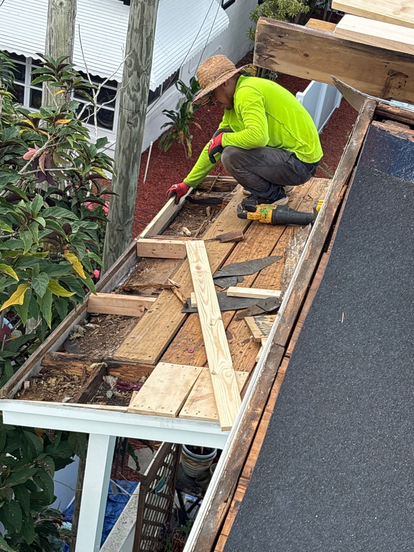 Project in St. Petersburg 33713 by Mitchell Roofing Company LLC 