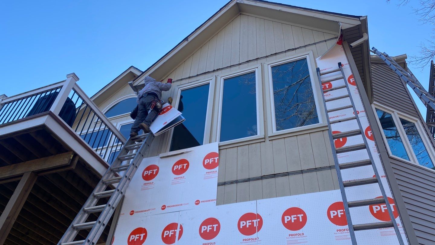 Siding Installation using Clay Market Square by EEC Windows, Siding & Roofing