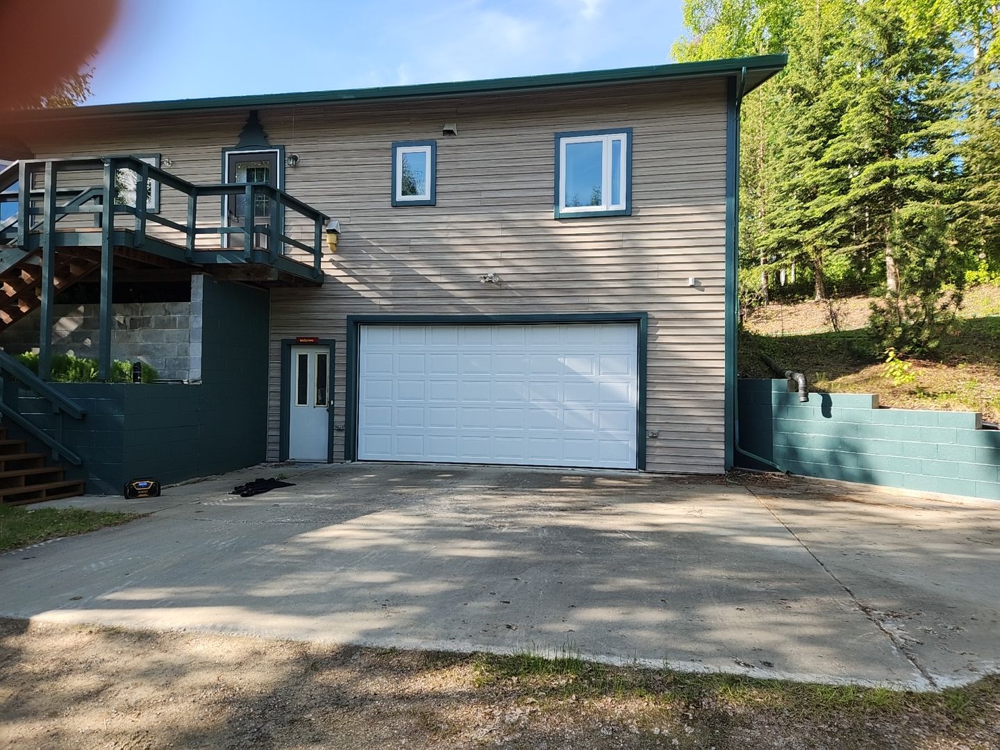 Trim & Deck Repaint by Midnight Sun Painting