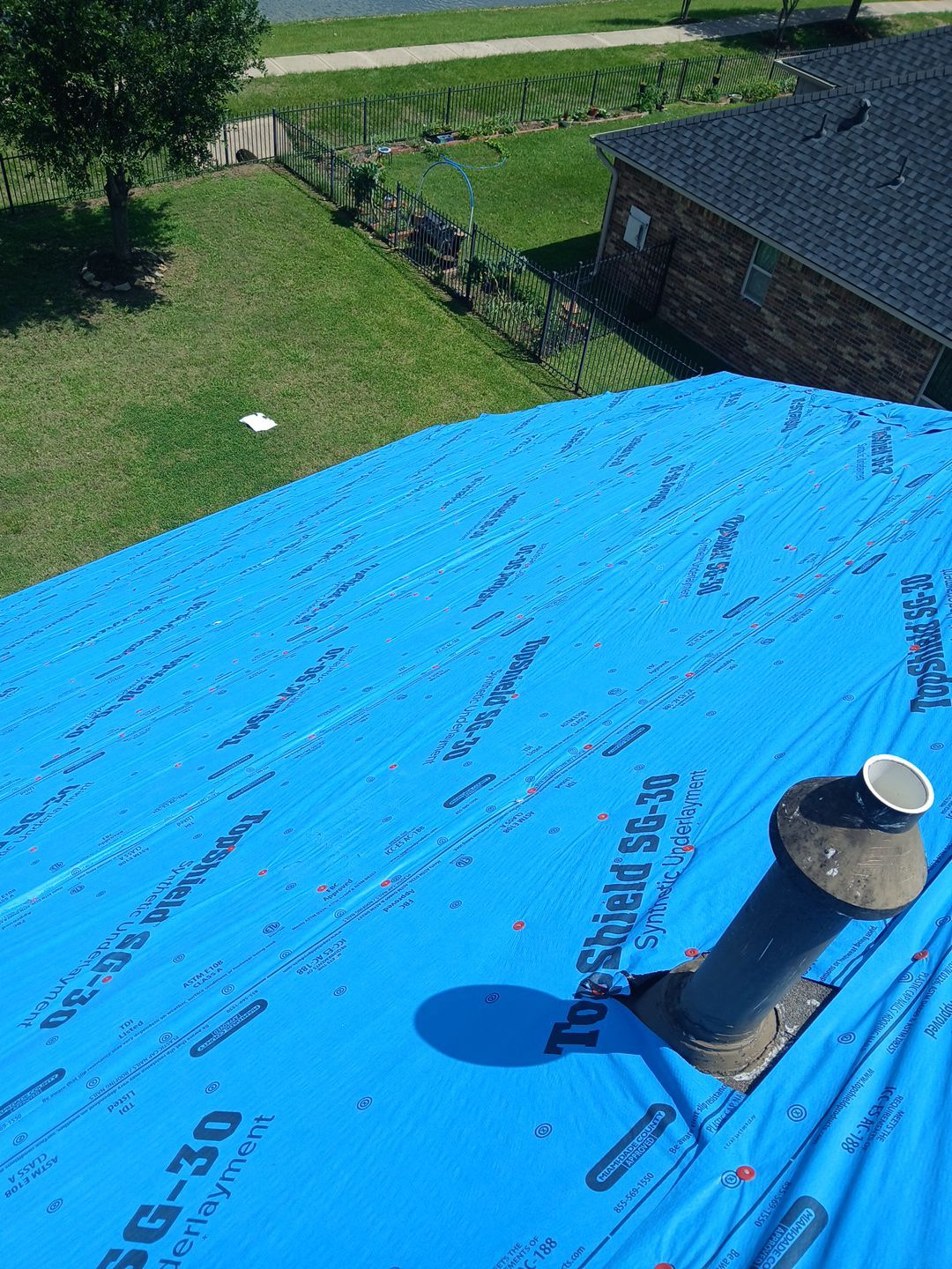 Residential Roofing Installation using Owen's Corning Duration (Lifetime) Shingles by Roof Repair Company