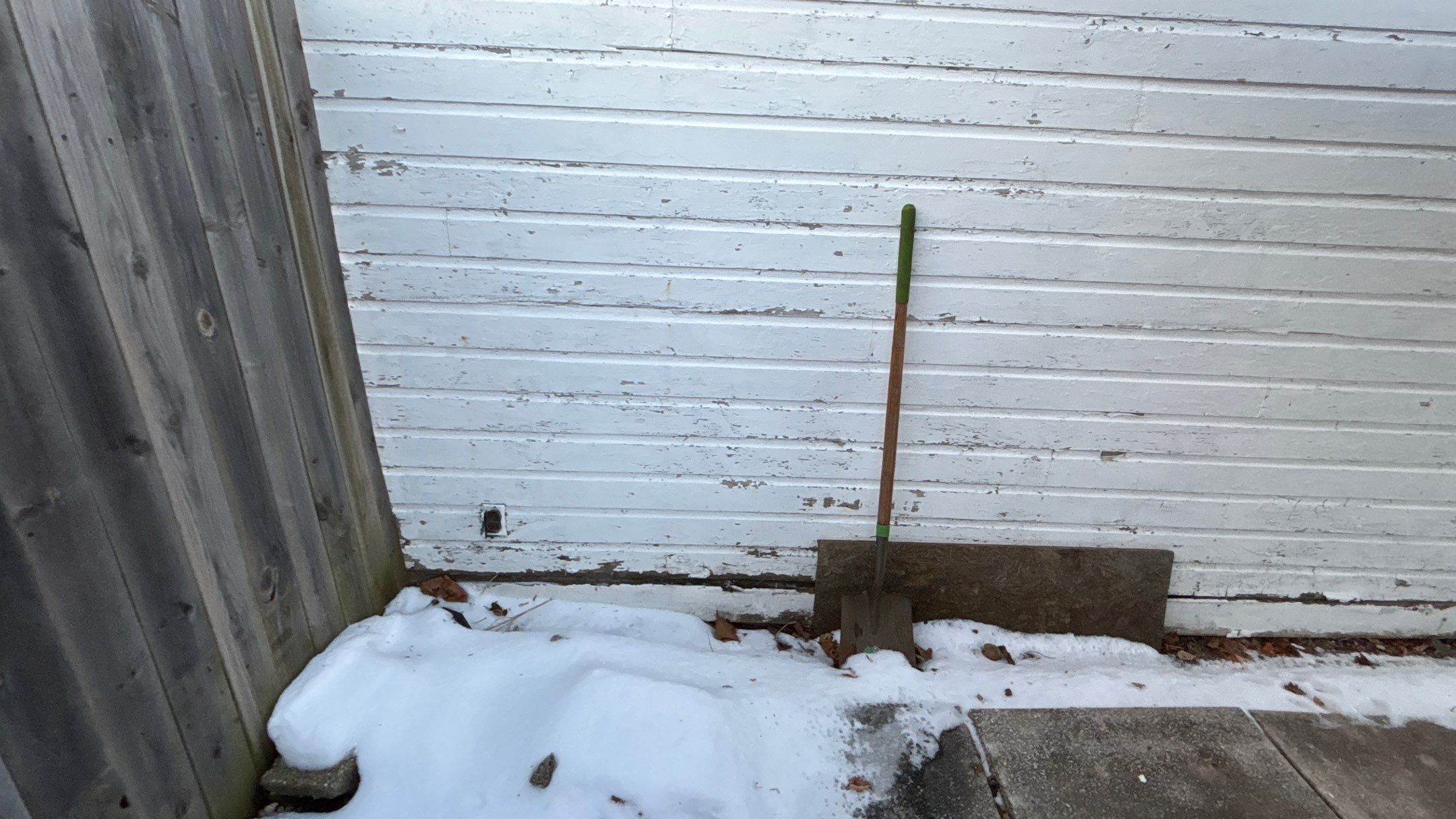 Siding Replacement using Alside D4 Odyssey-Plus Dutchlap White by 180 Contractors