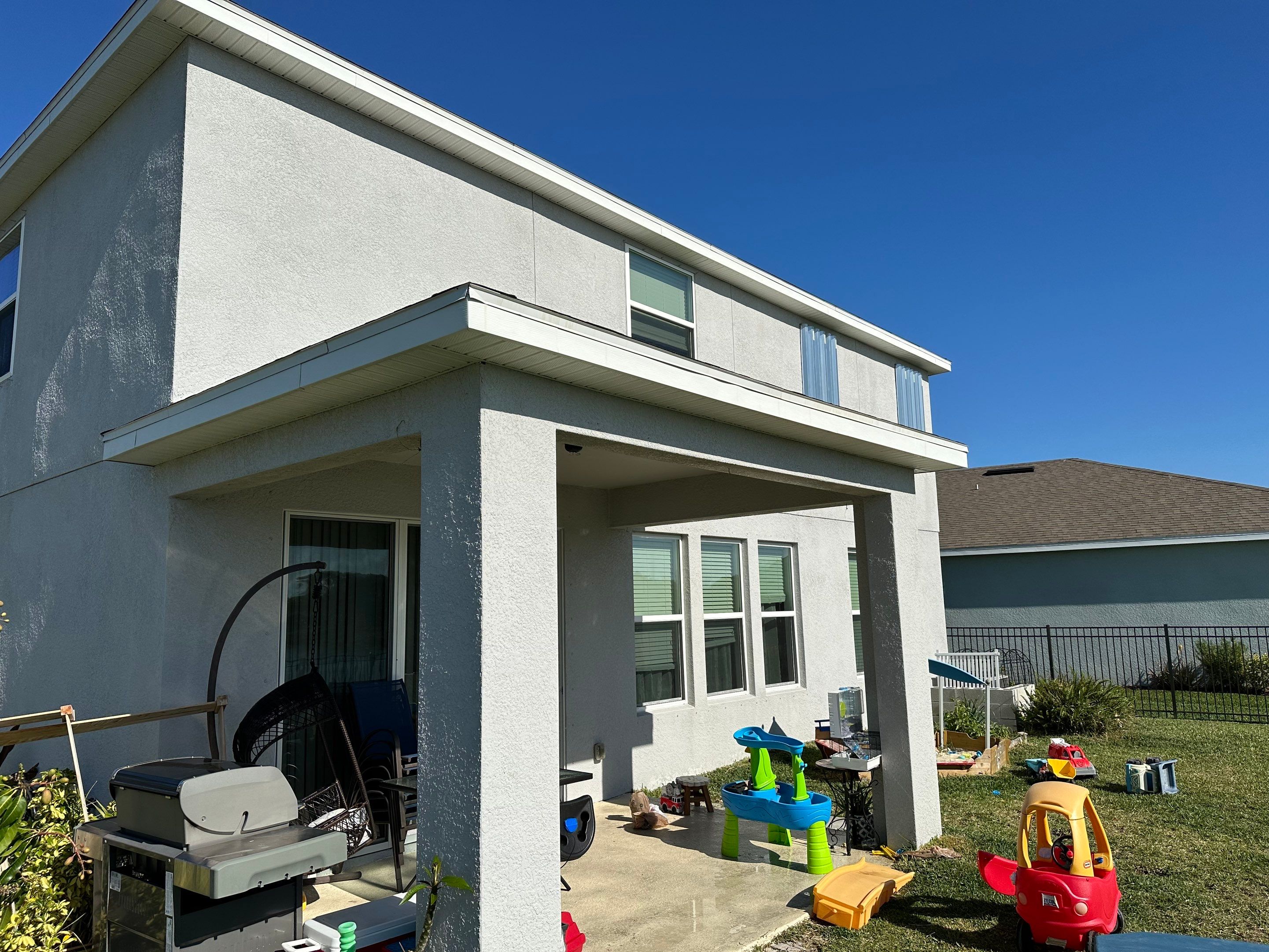 2-Story House Wash & Paver Driveway Cleaning in Trevesta Community, Palmetto, FL | Sunshine AquaWash by Sunshine AquaWash