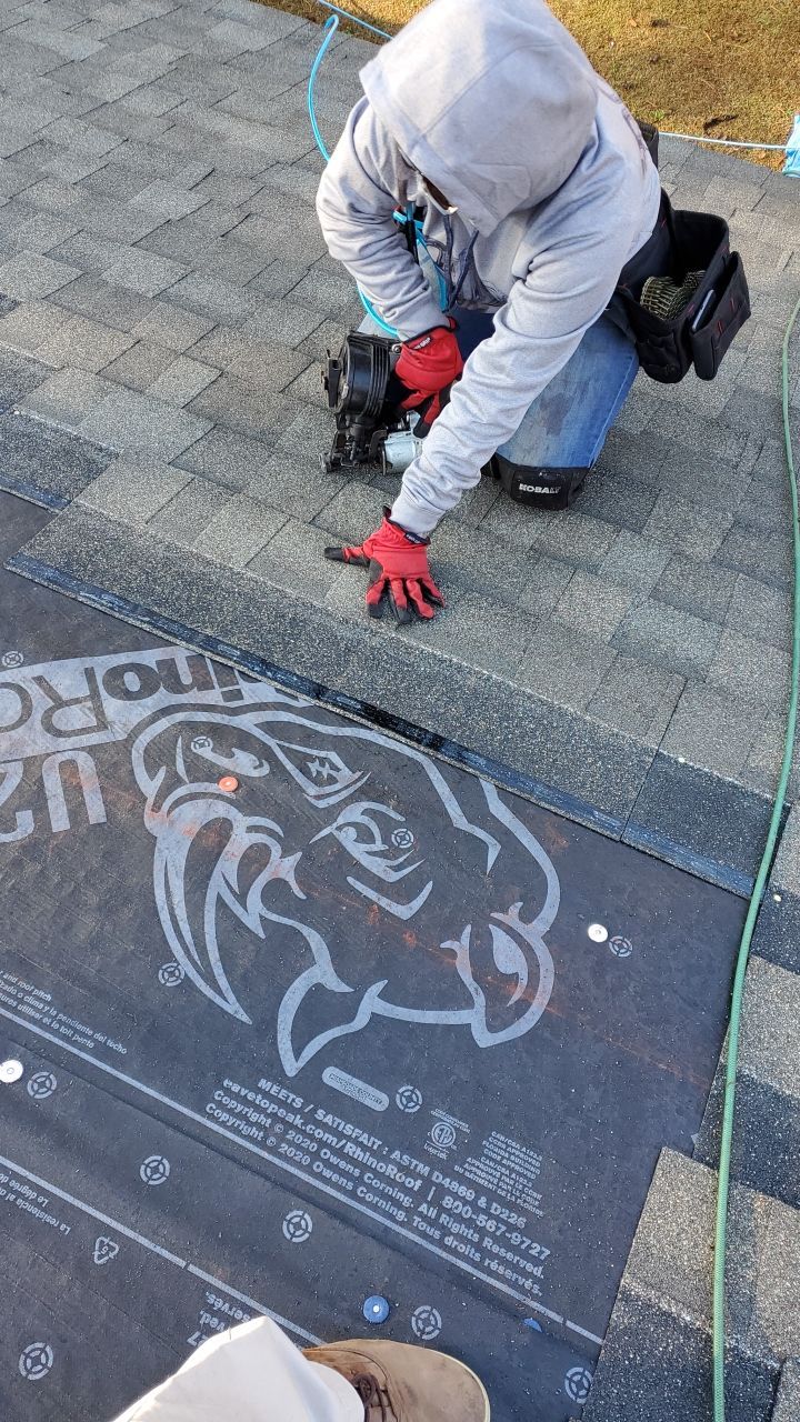 Residential Roofing Installation using Owens Corning Oakridge- Williamsburg Gray by Indigo State Roofing