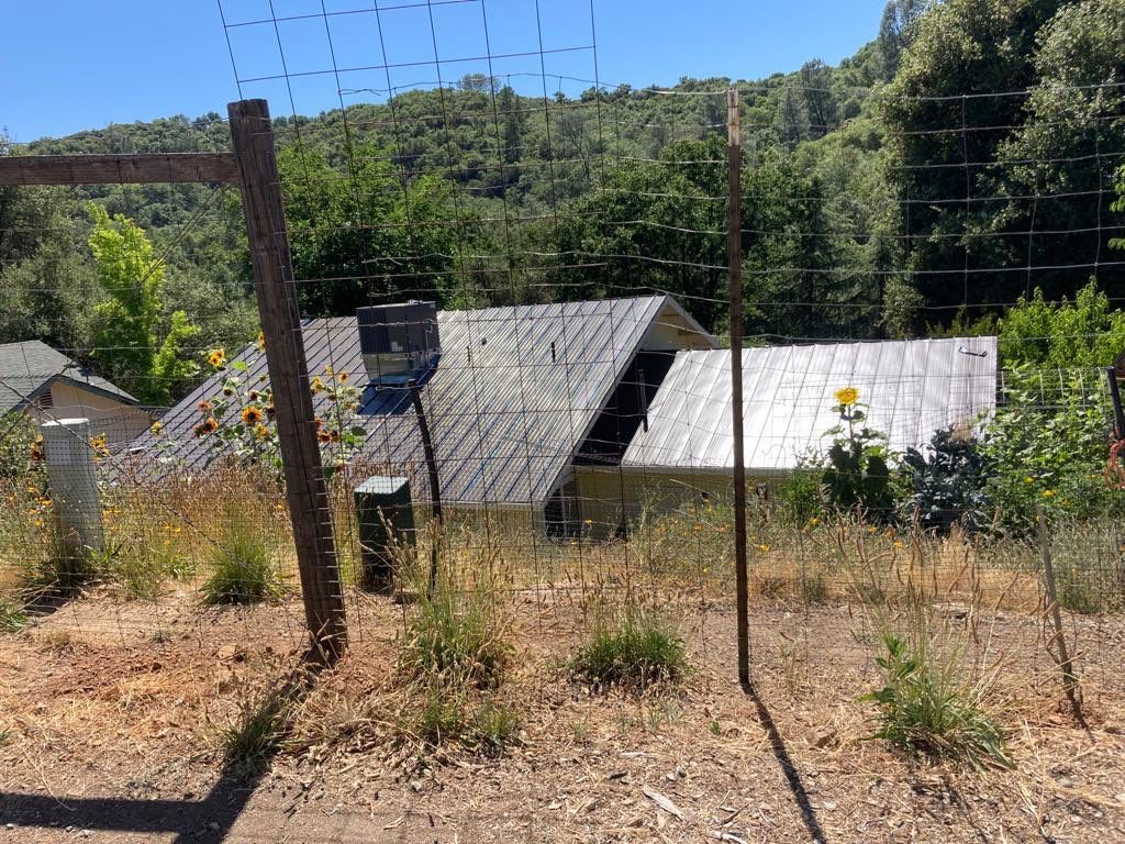 Metal roofing installation using ASC Standing Seam metal by Straight Edge Roofing Inc