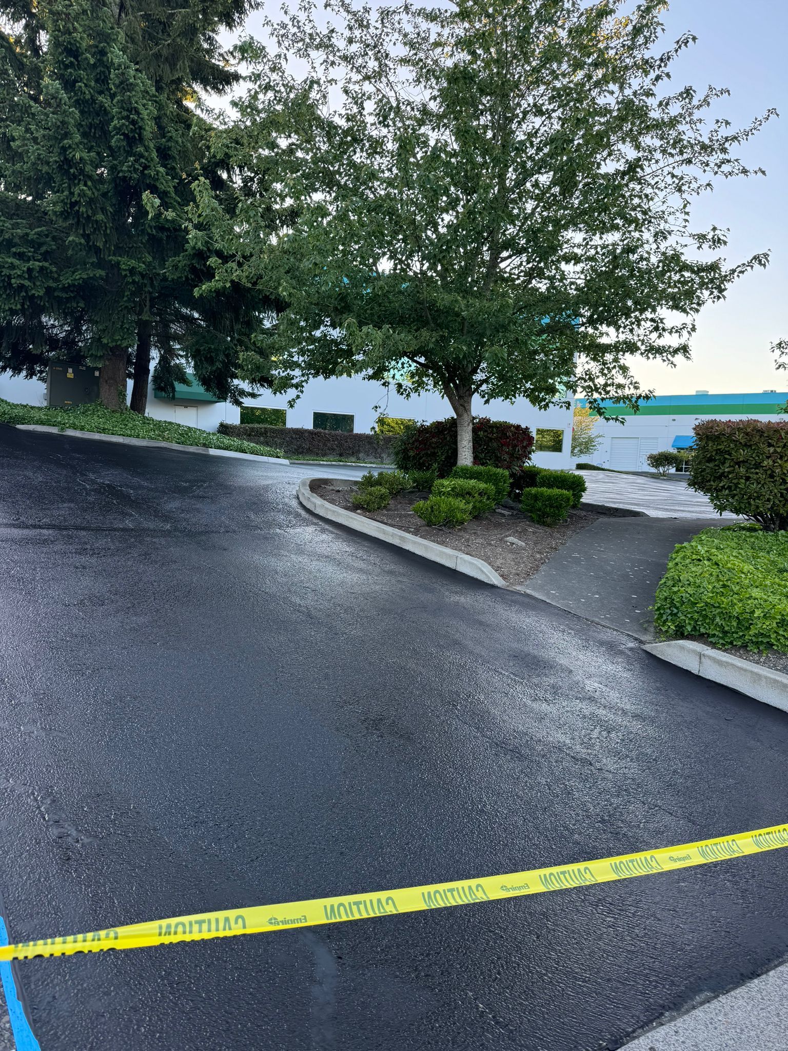 Commercial Sealcoat & Asphalt Patch Repair | Lynnwood  by Jireh Asphalt & Concrete Inc 