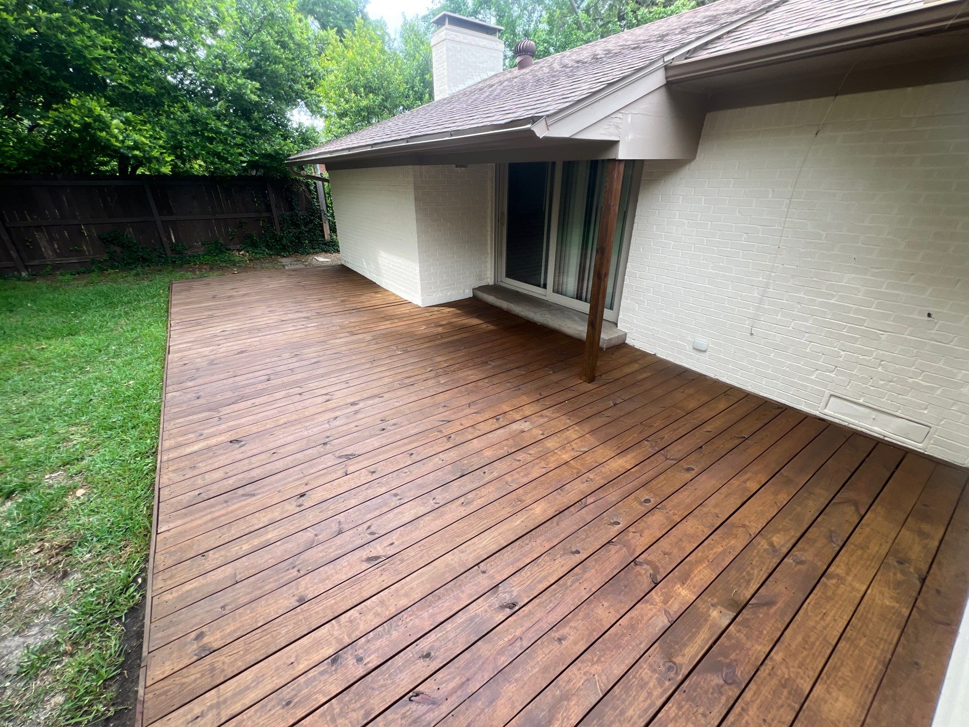 Deck Staining using Texas Wood Products by Nomad Painting
