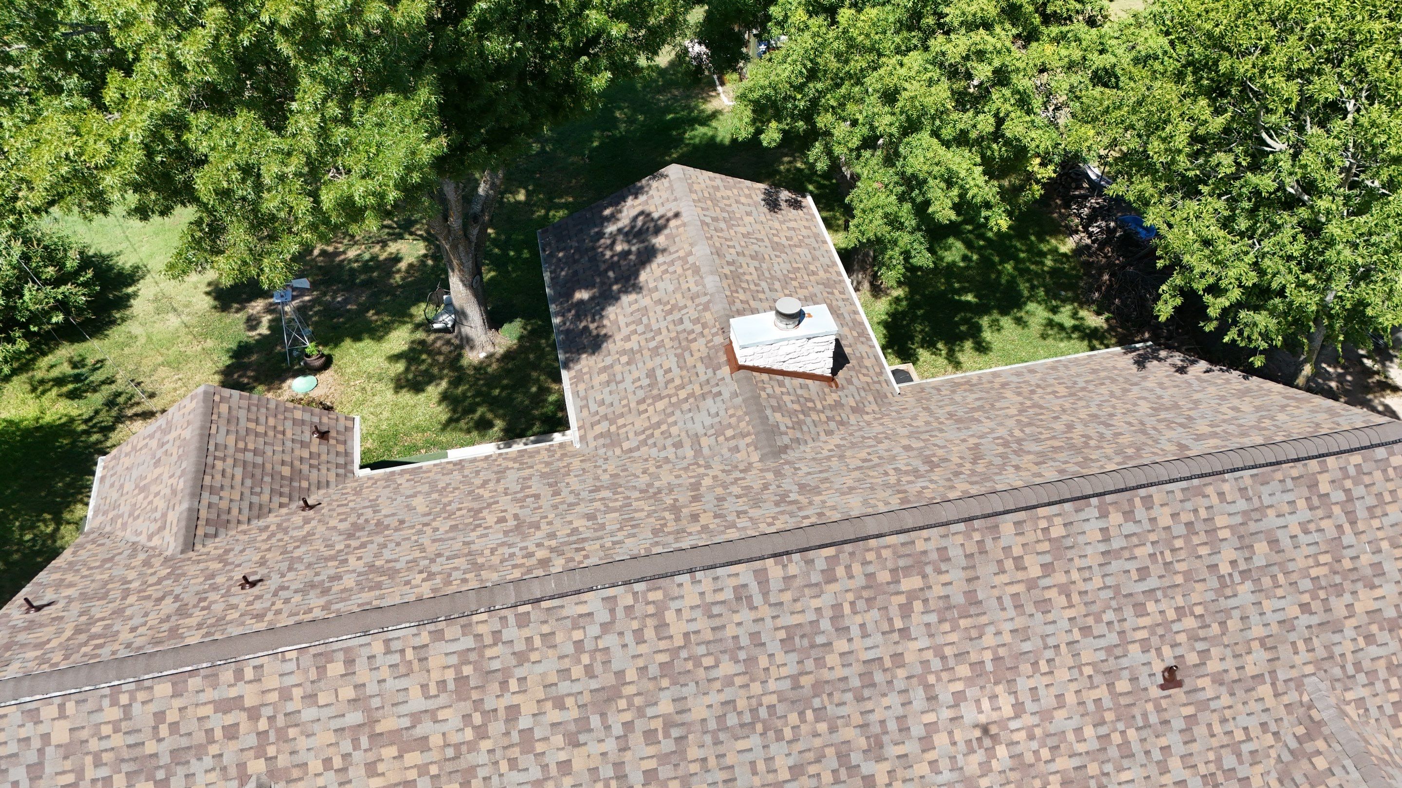 Replacement using Owens Corning - Duration - Teak by Action Exteriors Austin