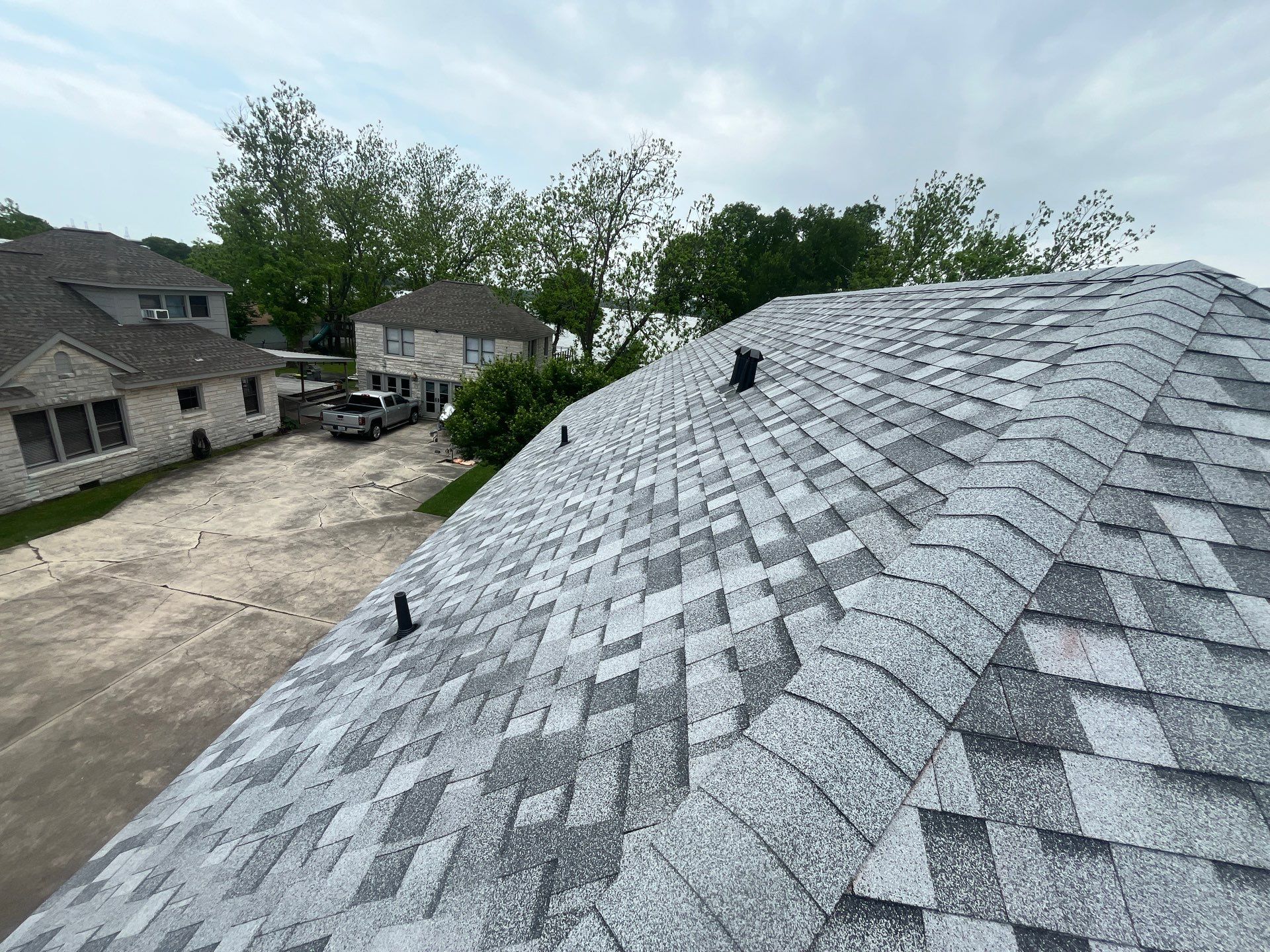 Residential Roofing Installation using Owen's Corning Duration (Lifetime) Shingles by Roof Repair Company