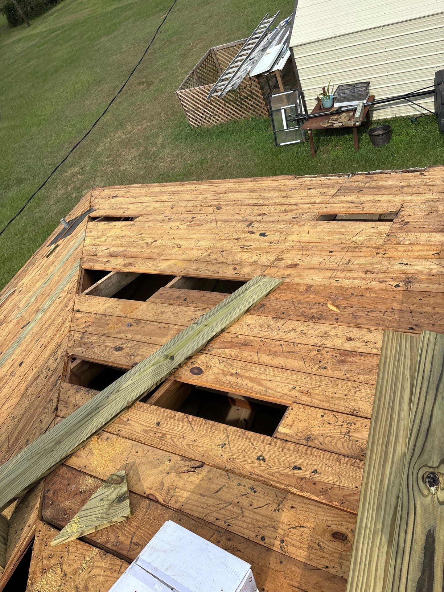 Residential Roofing Installation using Owen's Corning Duration (Lifetime) Shingles by Roof Repair Company