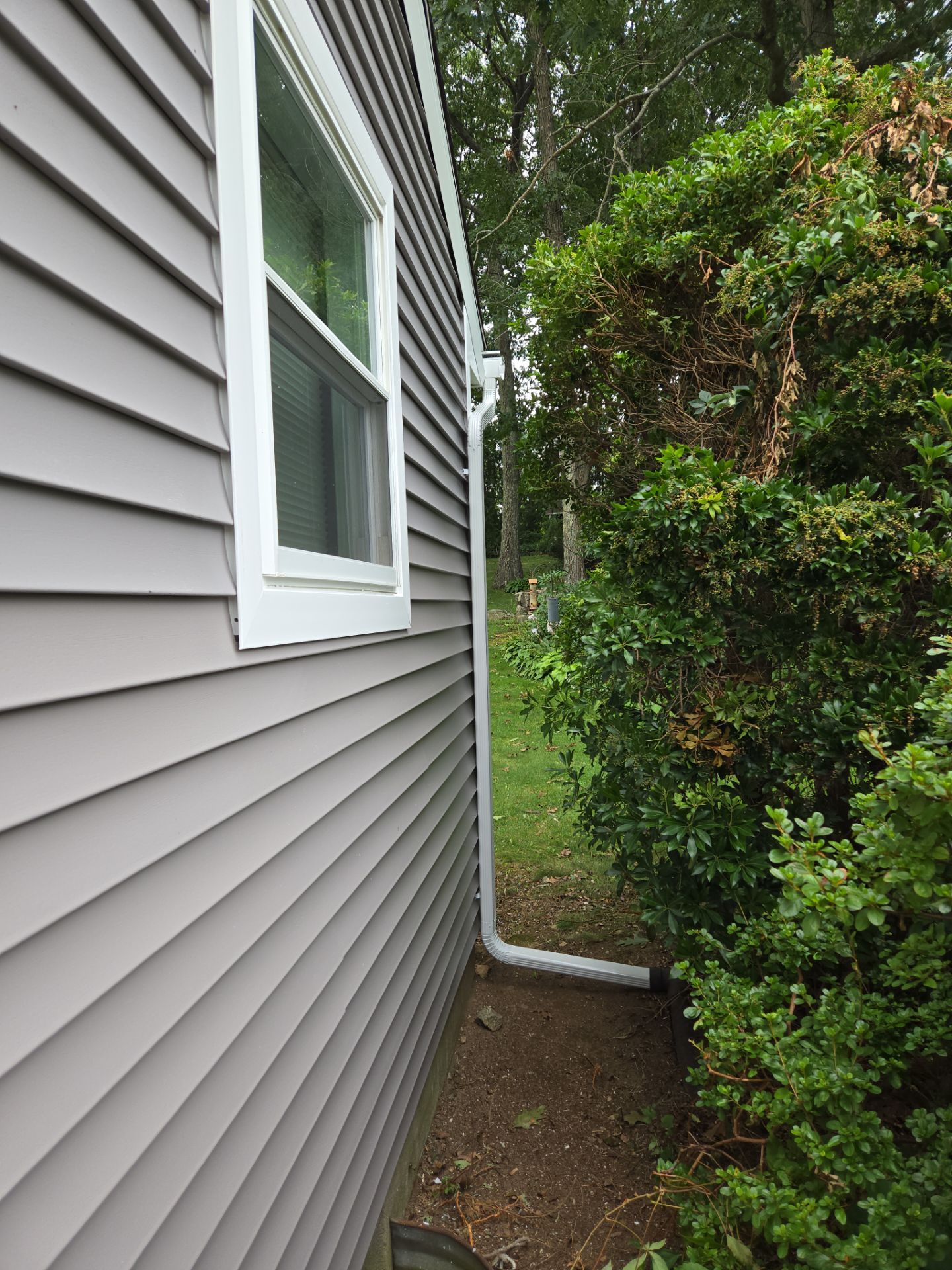 Siding Installation using CertainTeed Monogram Vinyl Siding - D4 - Granite Gray by A Plus Exterior