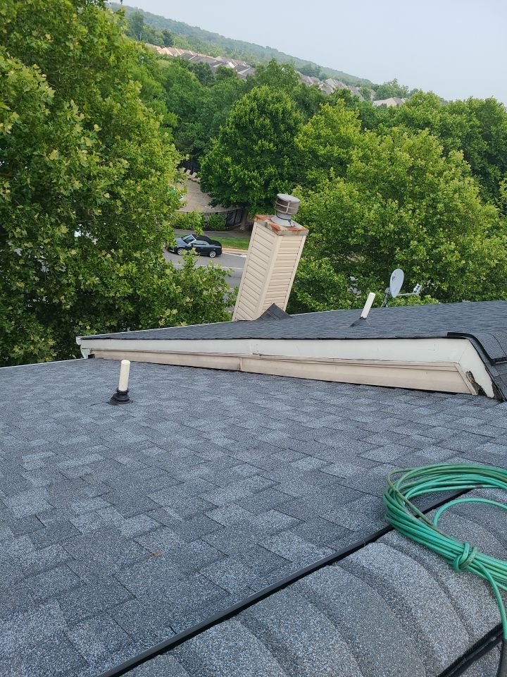 Sterling: CertainTeed Landmark Designer Shingles in Pewter by RM Banning, Inc.