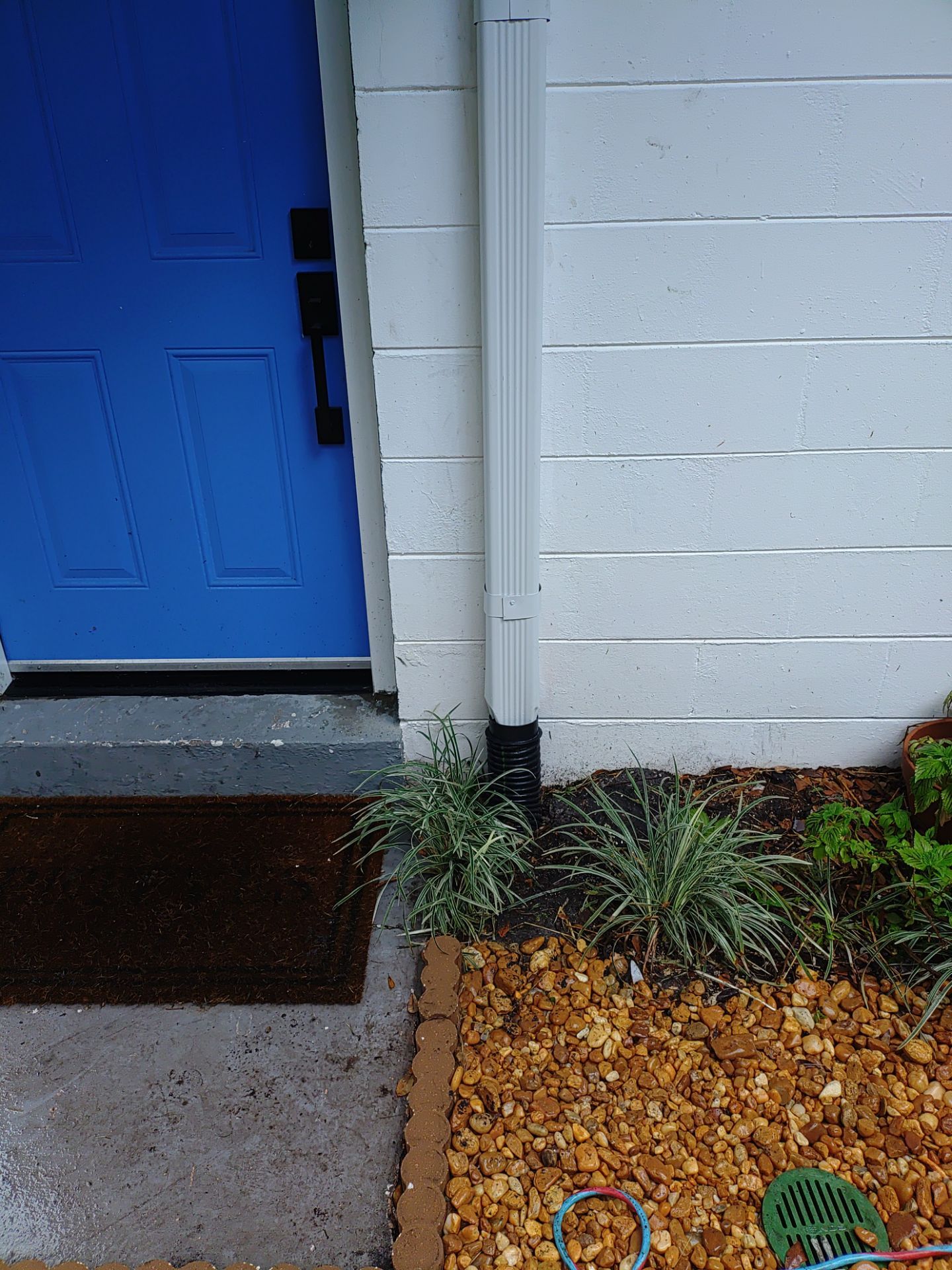 White Seamless Gutters for Coastal Homes in Tampa FL by Gutter Professors