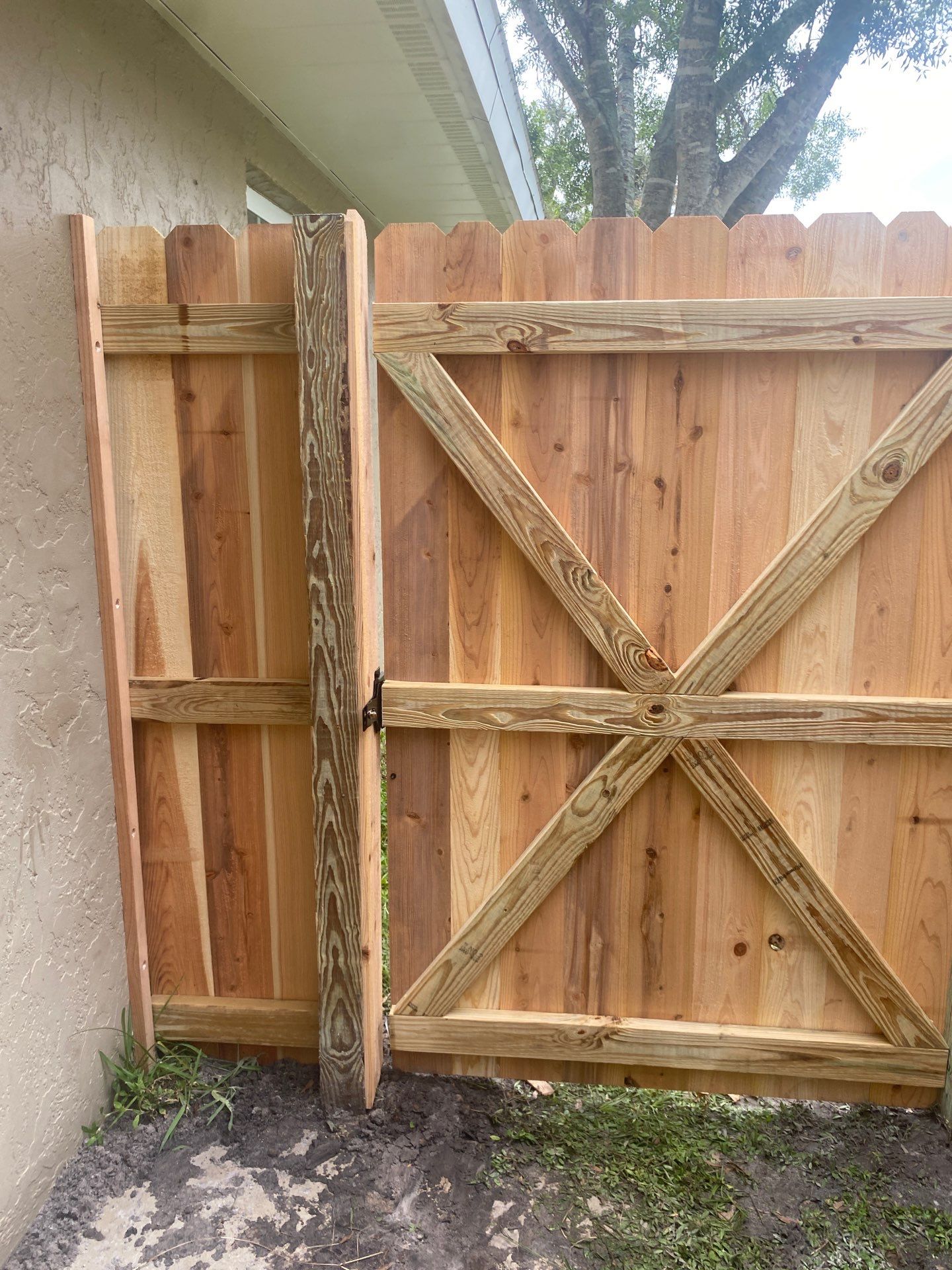 4224 Southwell by H&Y Fence