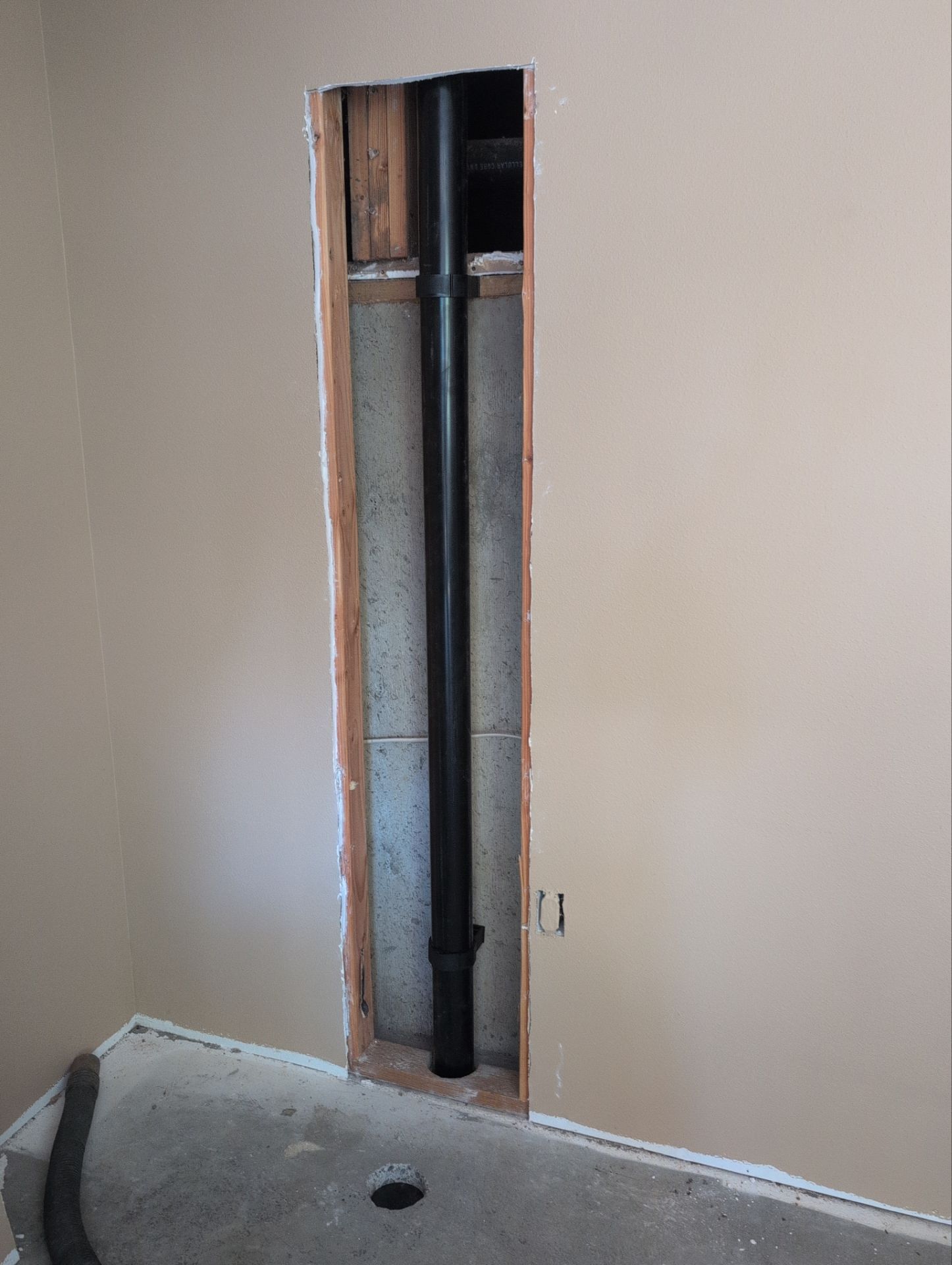 Sub Slab SafeAir System with Drywall Recess by JustRadon.Com