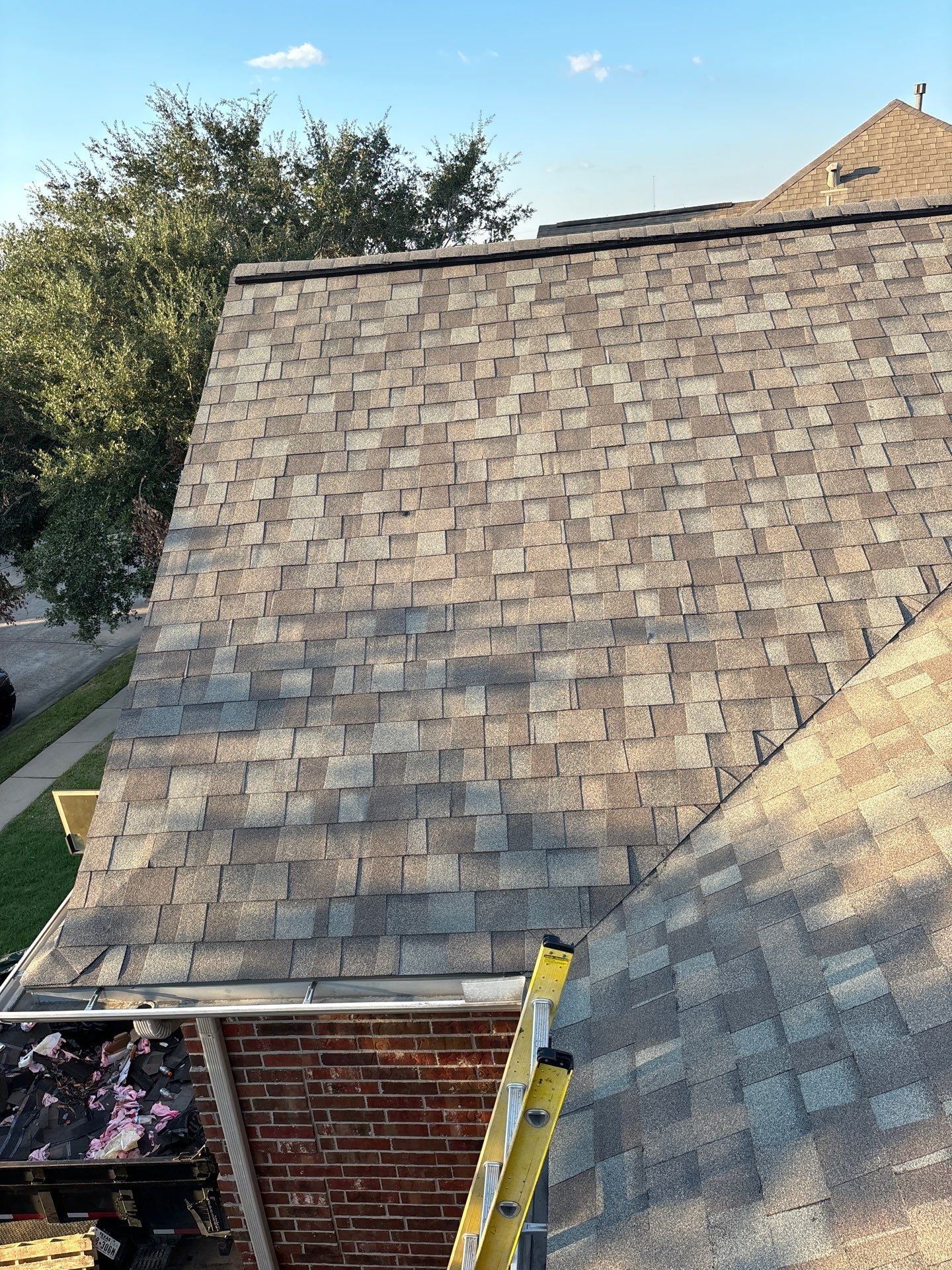 Residential Roofing Installation using Owen's Corning Duration (Lifetime) Shingles by Roof Repair Company