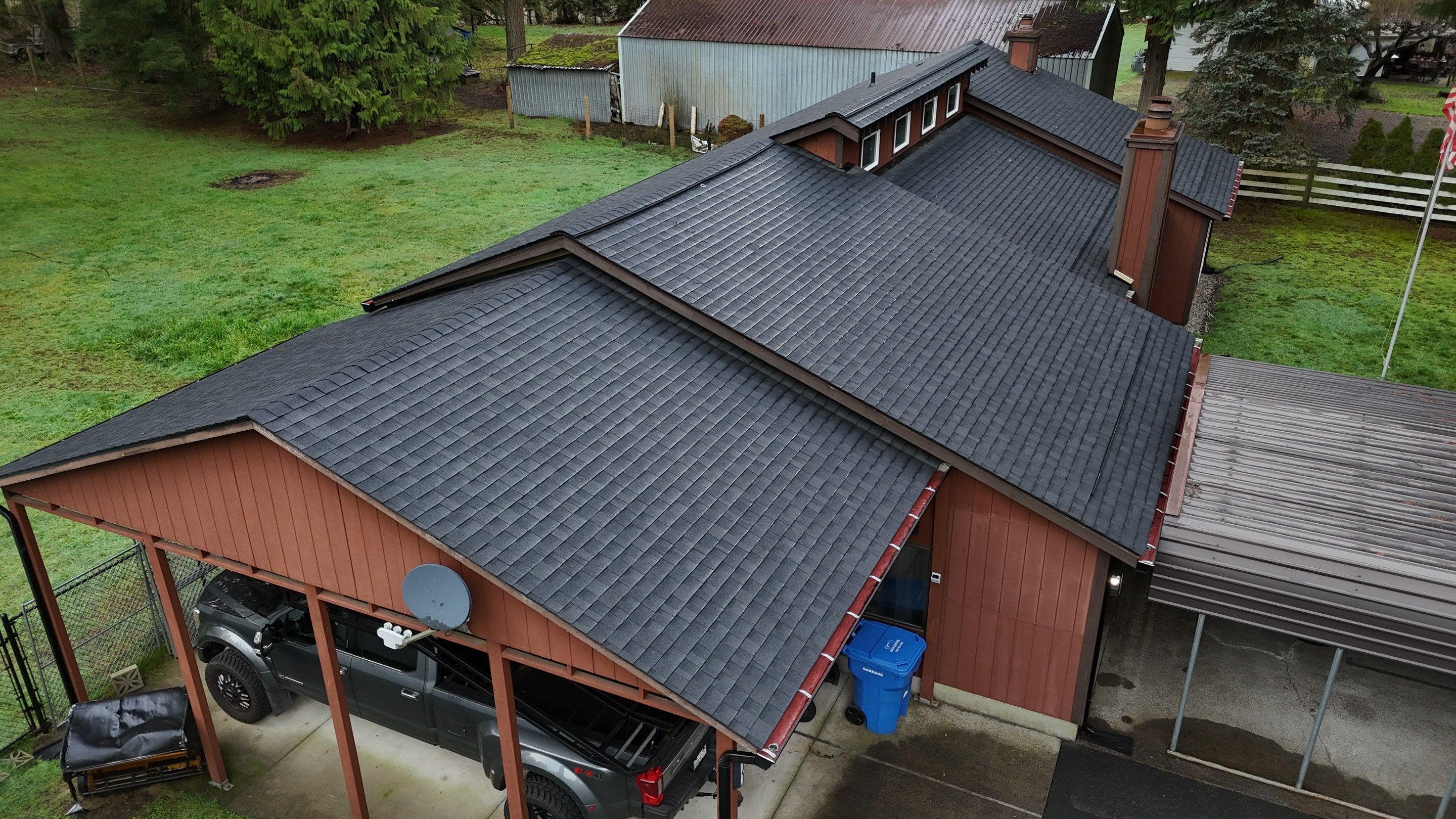 Onyx Black | Roof Replacement in Castle Rock, WA 98611 by Valiant Roofing, LLC