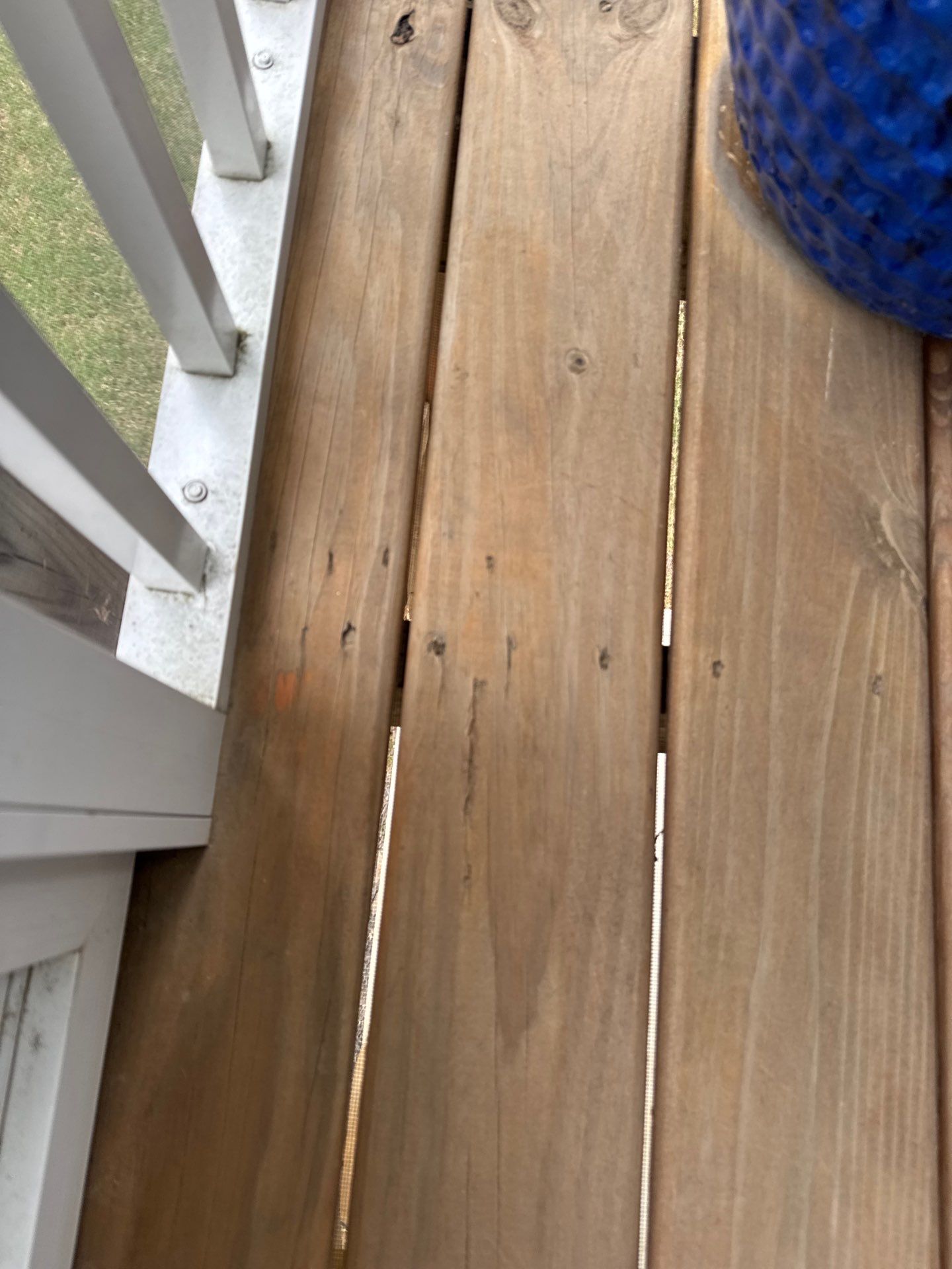 Deck using Wood Sealant by DuraSeal