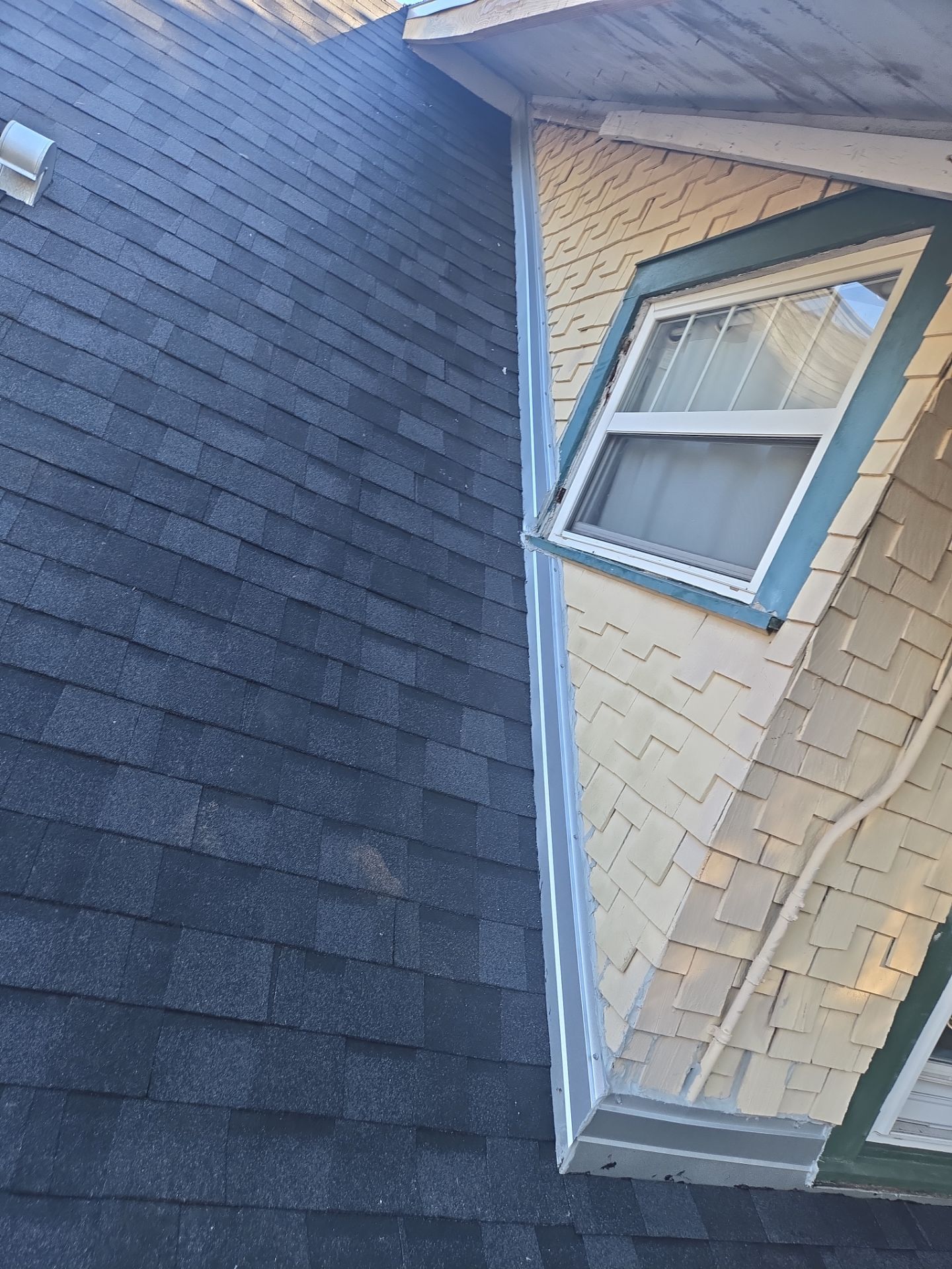 Project in St. Petersburg 33701 by Mitchell Roofing Company LLC 