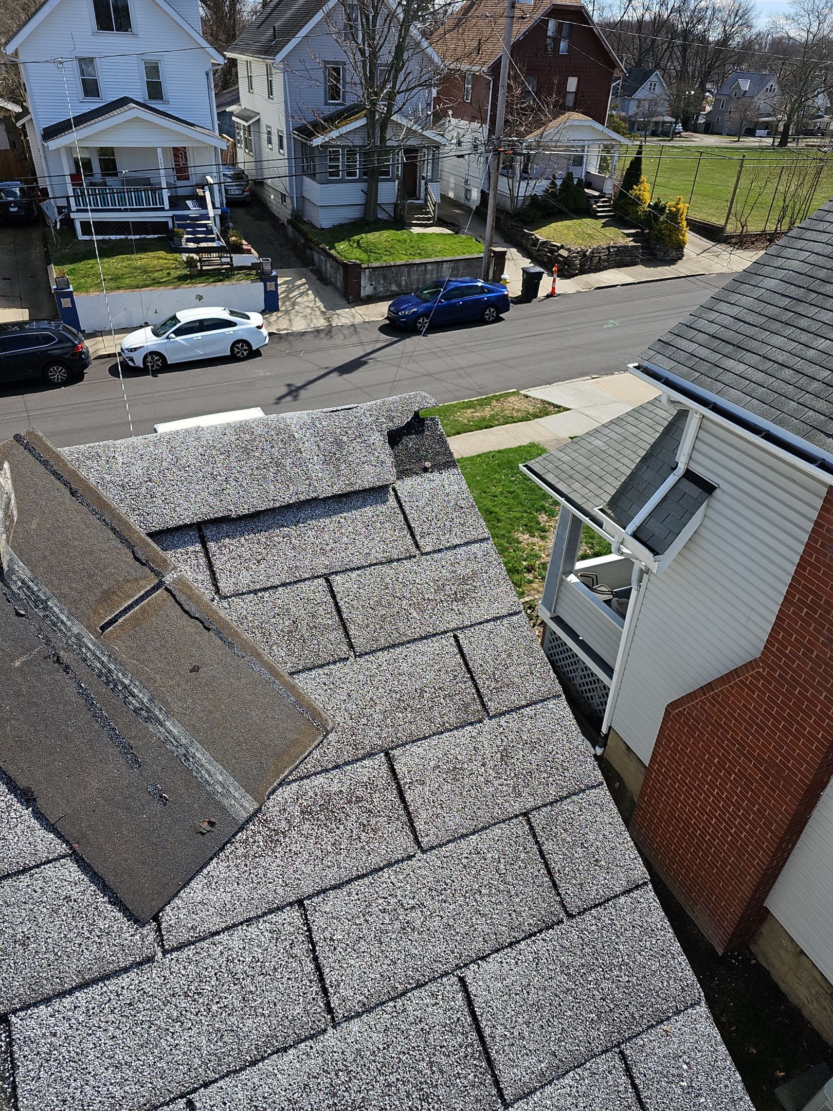 ATLAS PINNACLE COLOR: COASTAL GRANITE by Eagle Eye Roofing