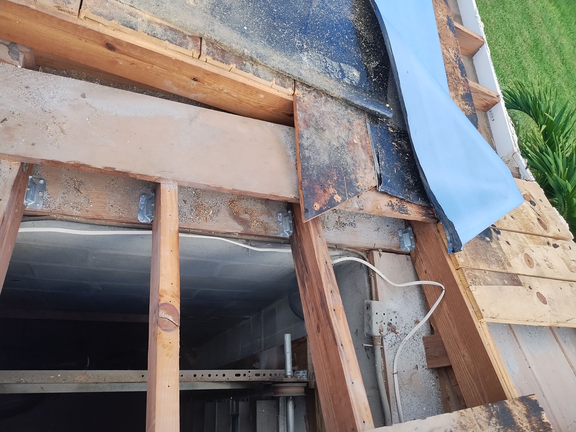 Project in St. Petersburg 33712 by Mitchell Roofing Company LLC 
