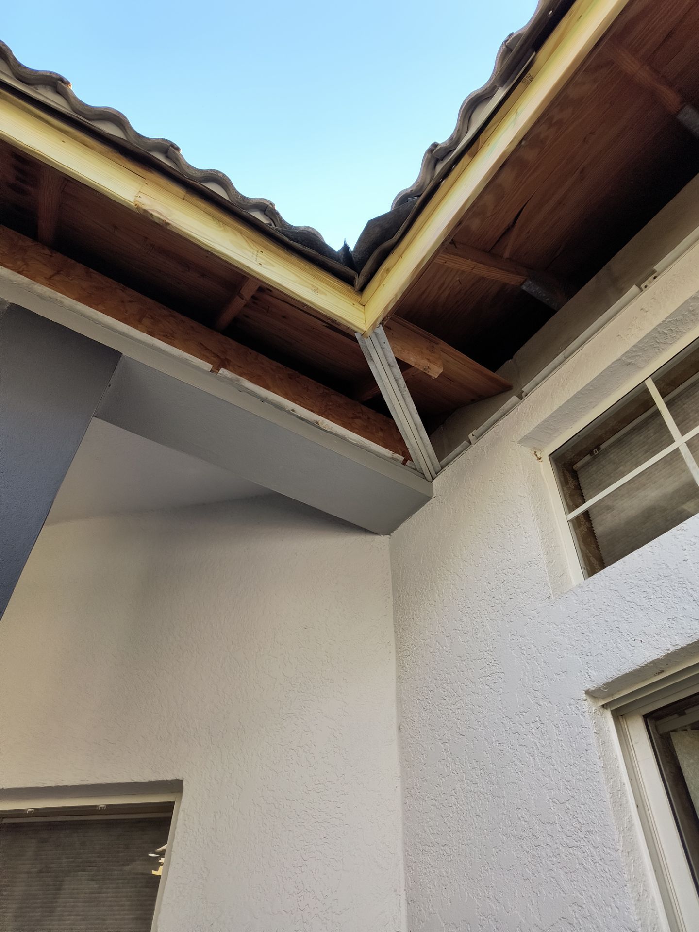 Complete Roofline Upgrade with Soffit, Fascia & Gutters Tampa FL by Gutter Professors