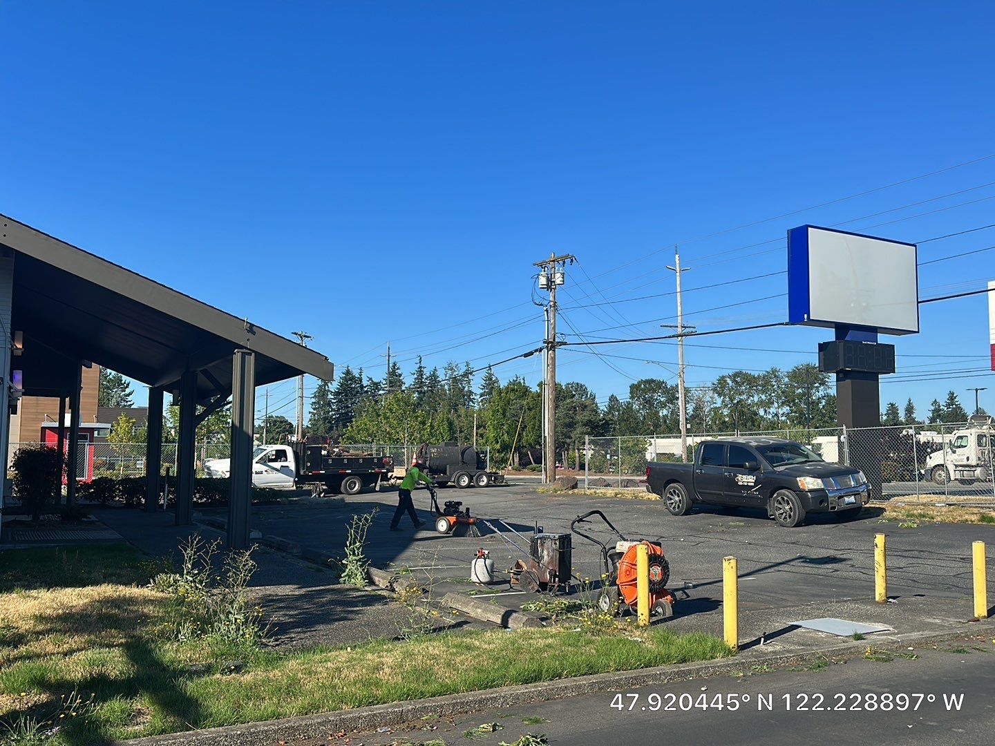 Vitaliy | Asphalt Driveway  by Jireh Asphalt & Concrete Inc 