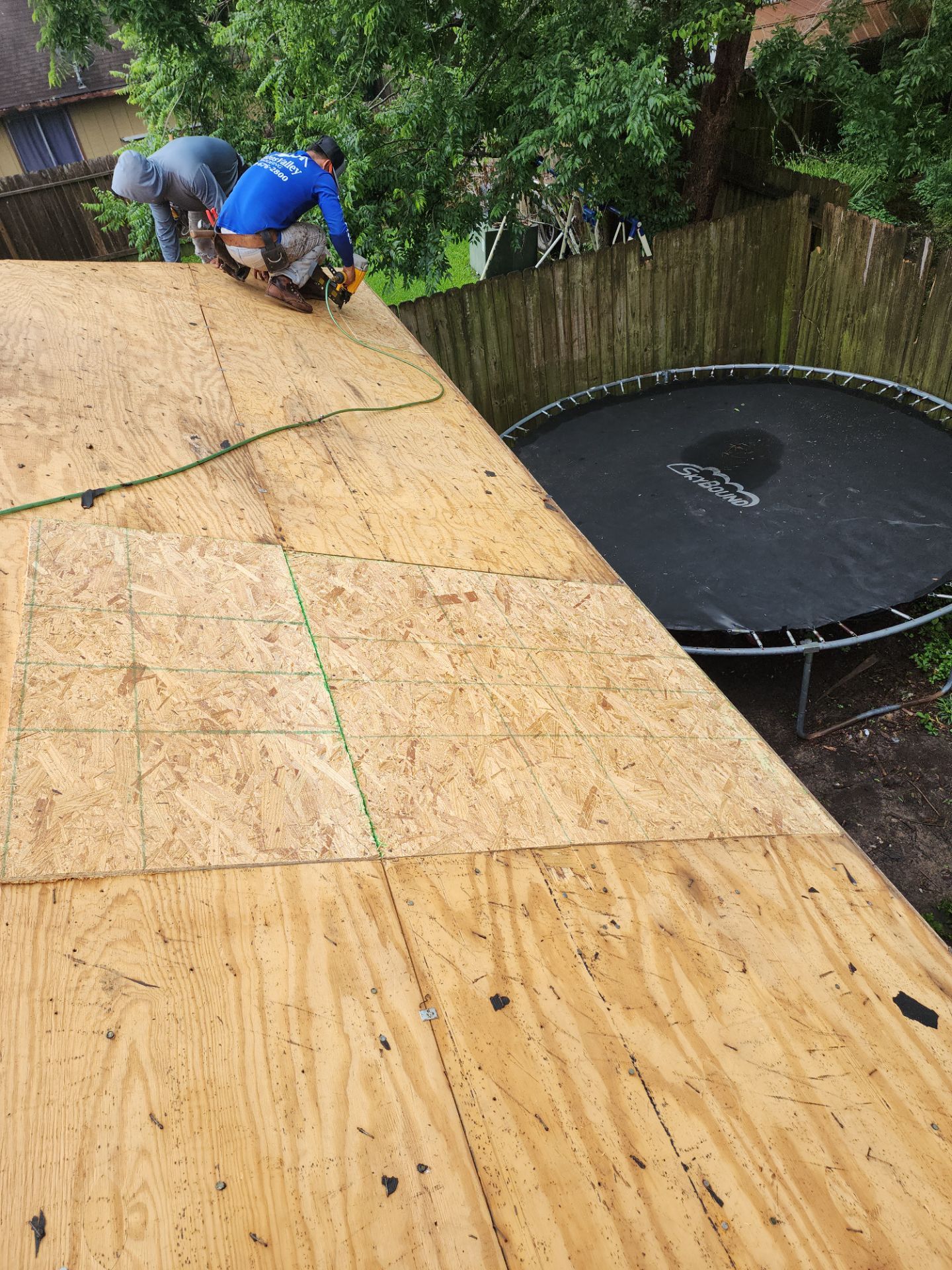 Residential Roofing Installation using Owen's Corning Duration (Lifetime) Shingles by Roof Repair Company