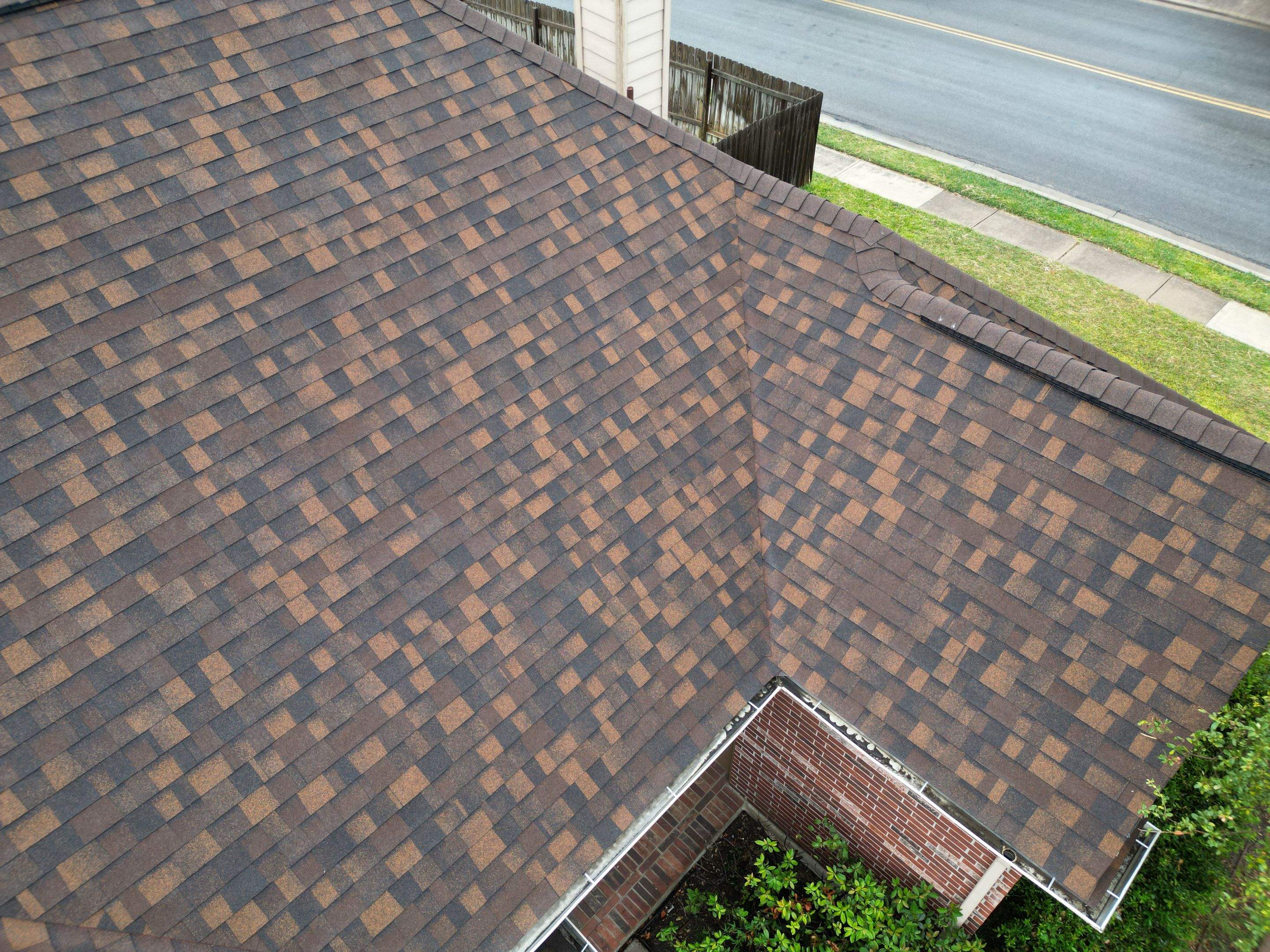 Brownwood - Owens Corning TruDefinition Duration  by RoofsOnly.com