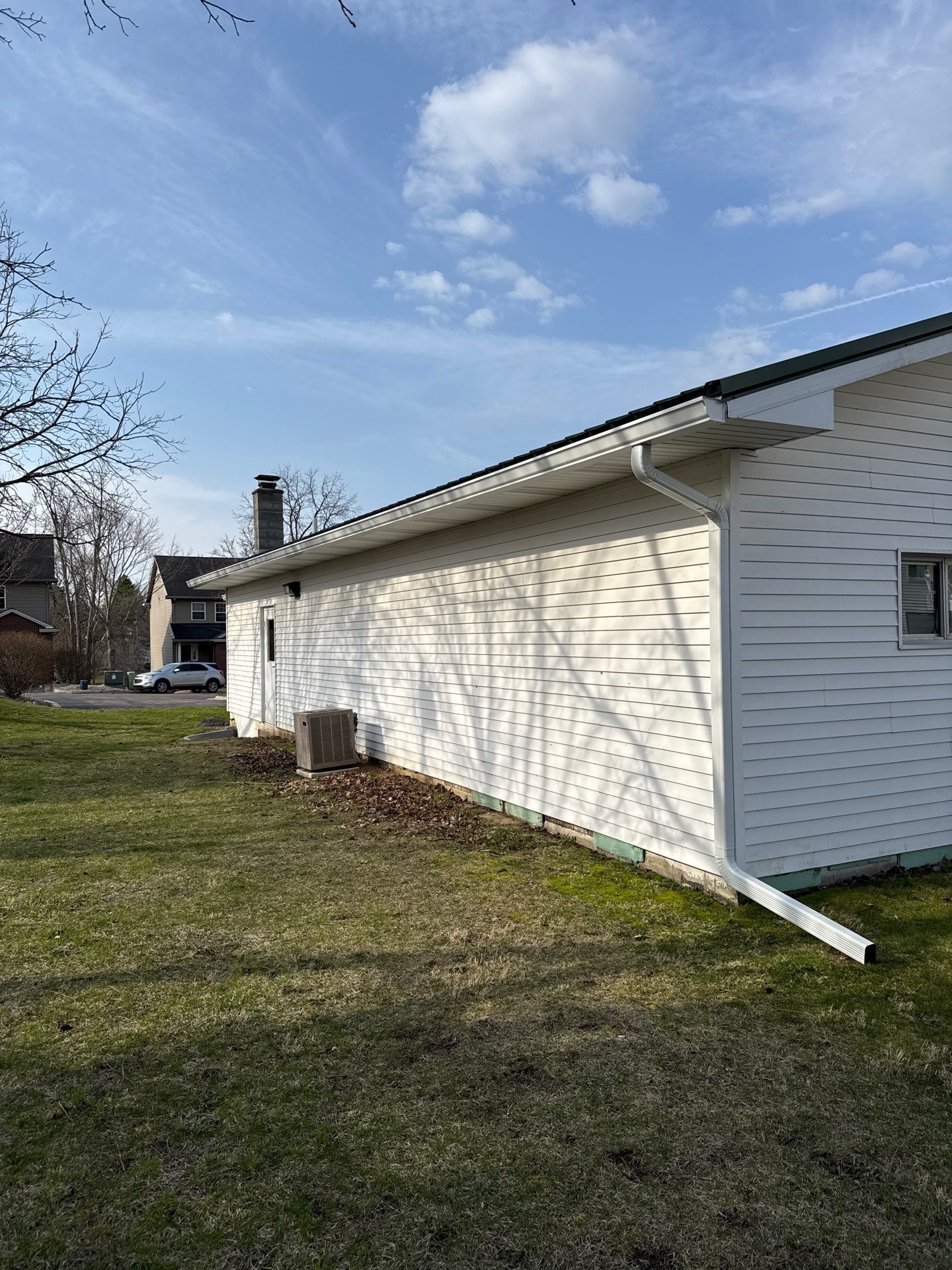 Dewitt by Sunrise Seamless