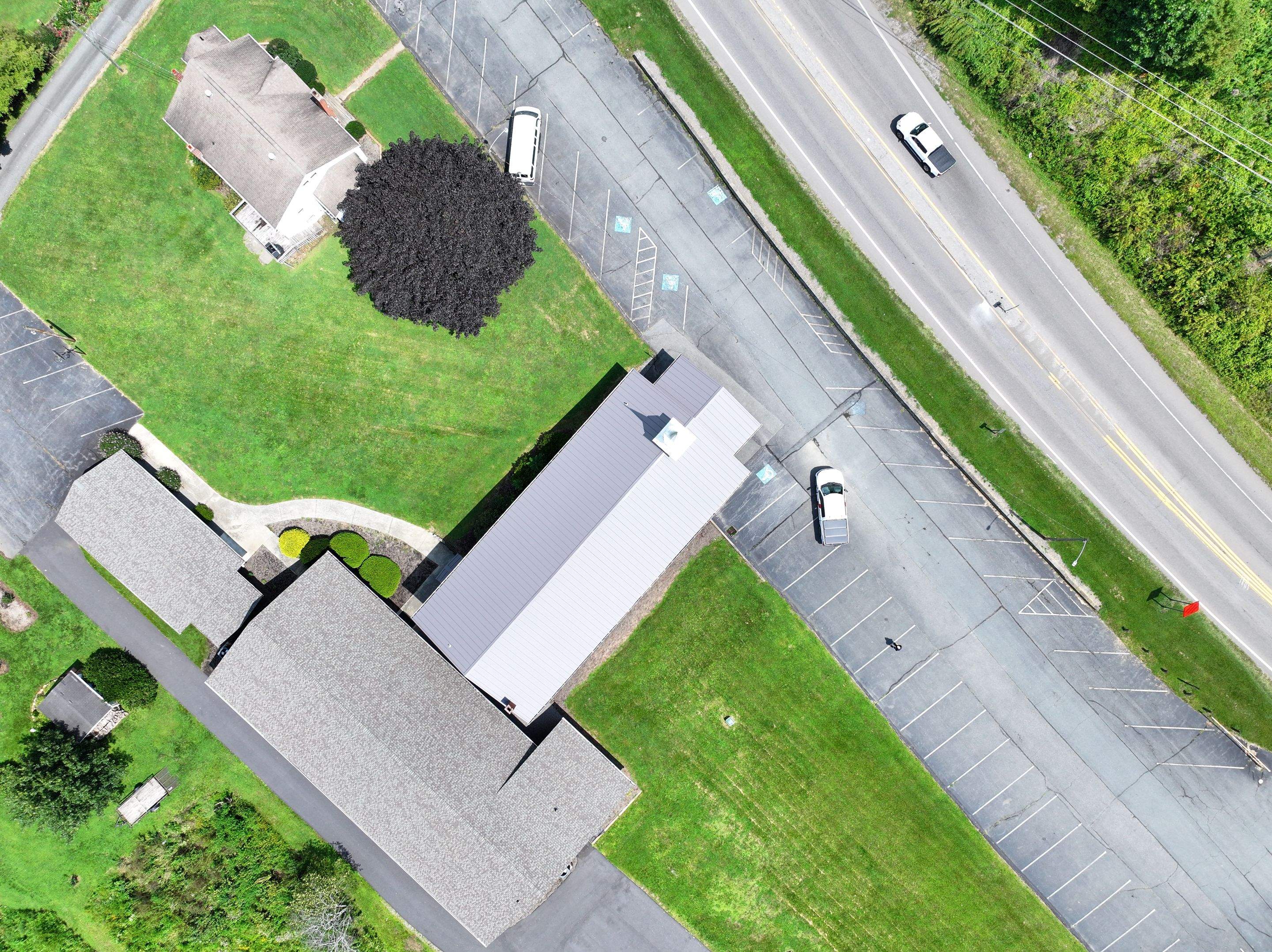 Willowdale Baptist Church by Omnia Roofing