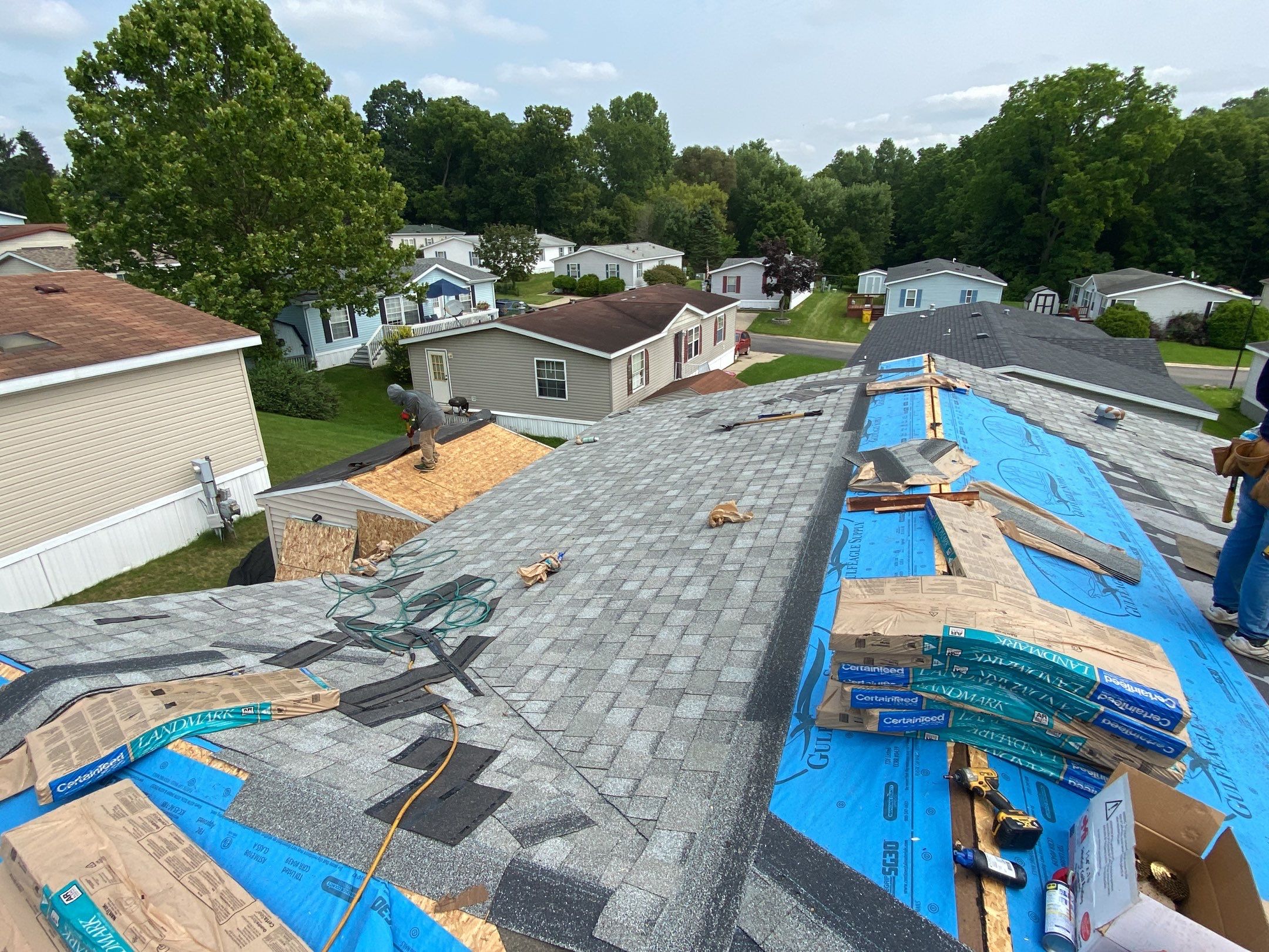 Roof Replacement using CertainTeed Landmark by 180 Contractors