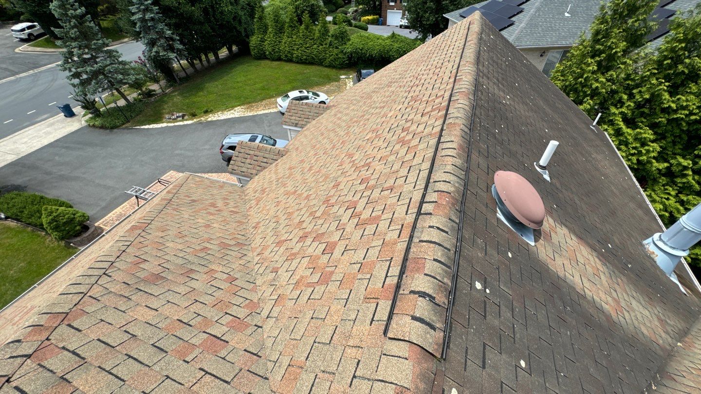 McLean: Residential Roof Installation with Landmark Pro Designer Shingles in Max Def Moire Black by RM Banning, Inc.