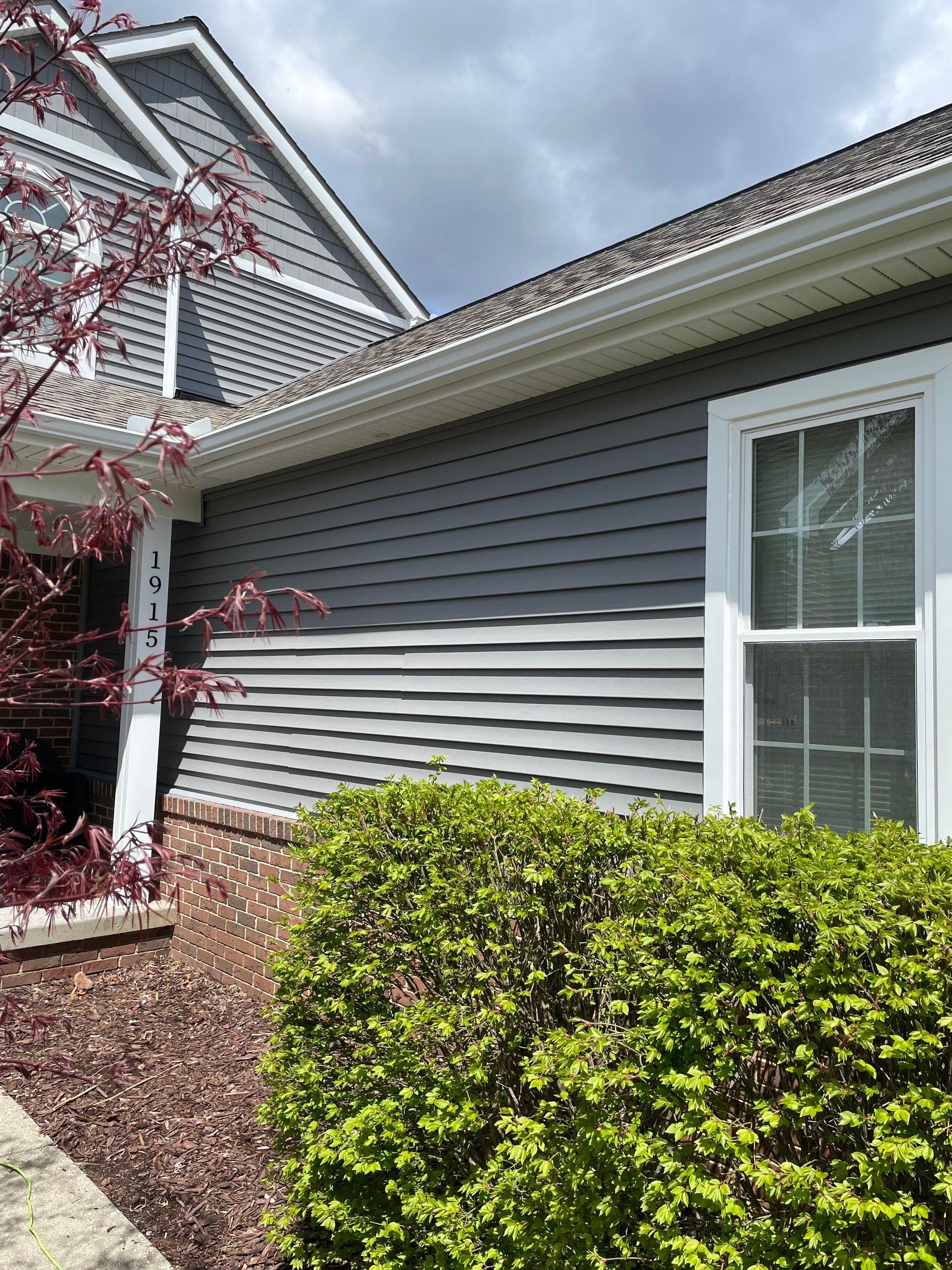 Siding Replacement using Certainteed Classic Restoration D4 by 180 Contractors