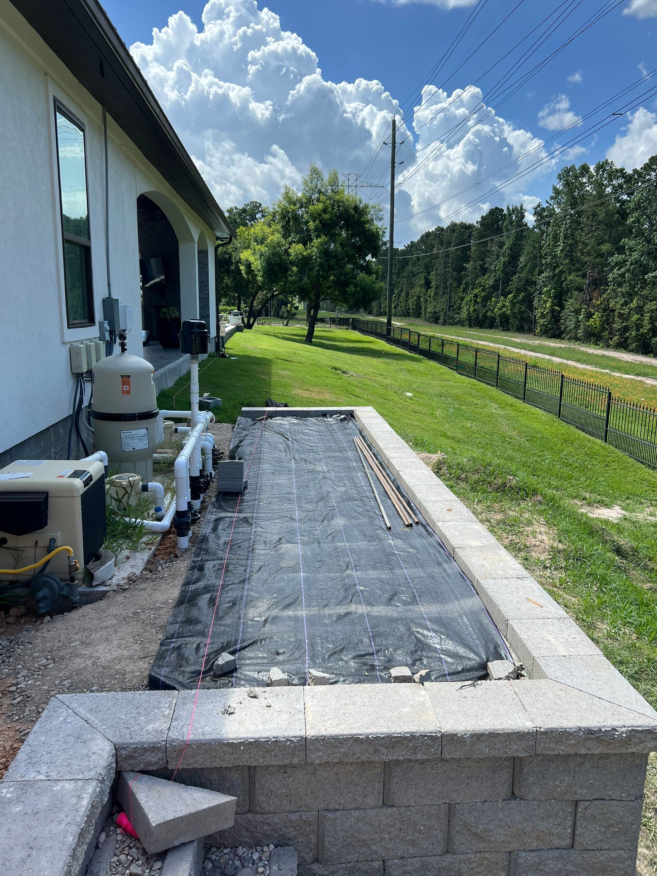 🏡 Duane’s Complete Retainer Wall & Hardscape Walkway by Texas Urban Elements