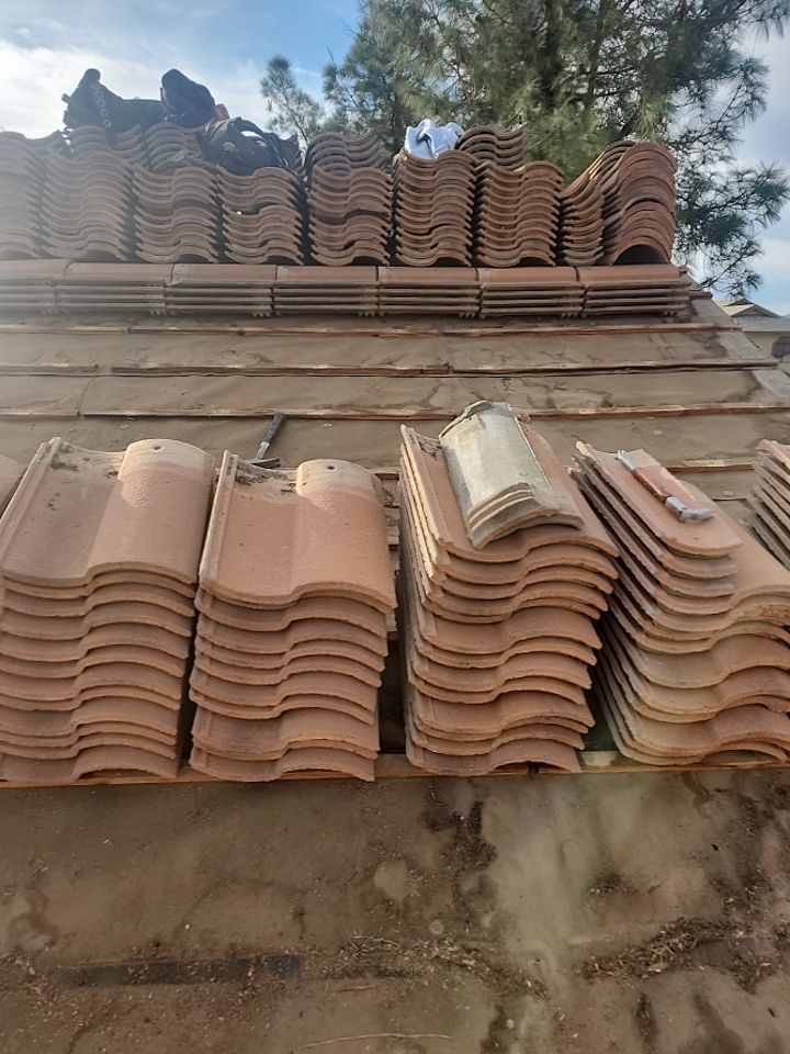 Sunset Tan Concrete Tile by Reimagine Roofing