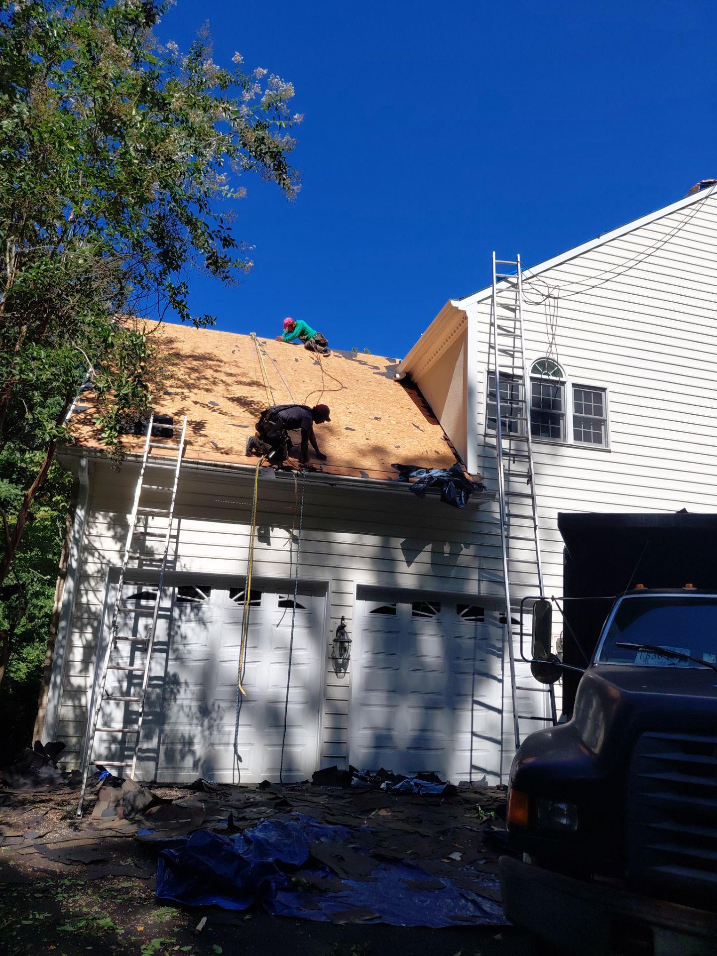 Fairfax station: Residential Roof with CertainTeed Landmark Pro in Max Def Shenandoah  by RM Banning, Inc.
