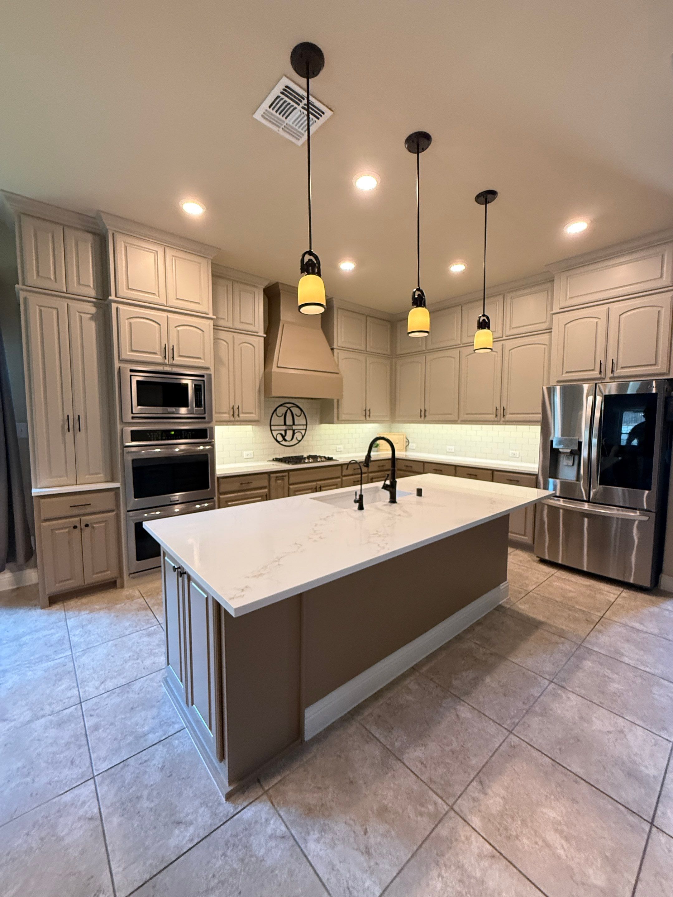 Kitchen & Primary Bath Remodel- McKinney, TX by C3 Custom Builds