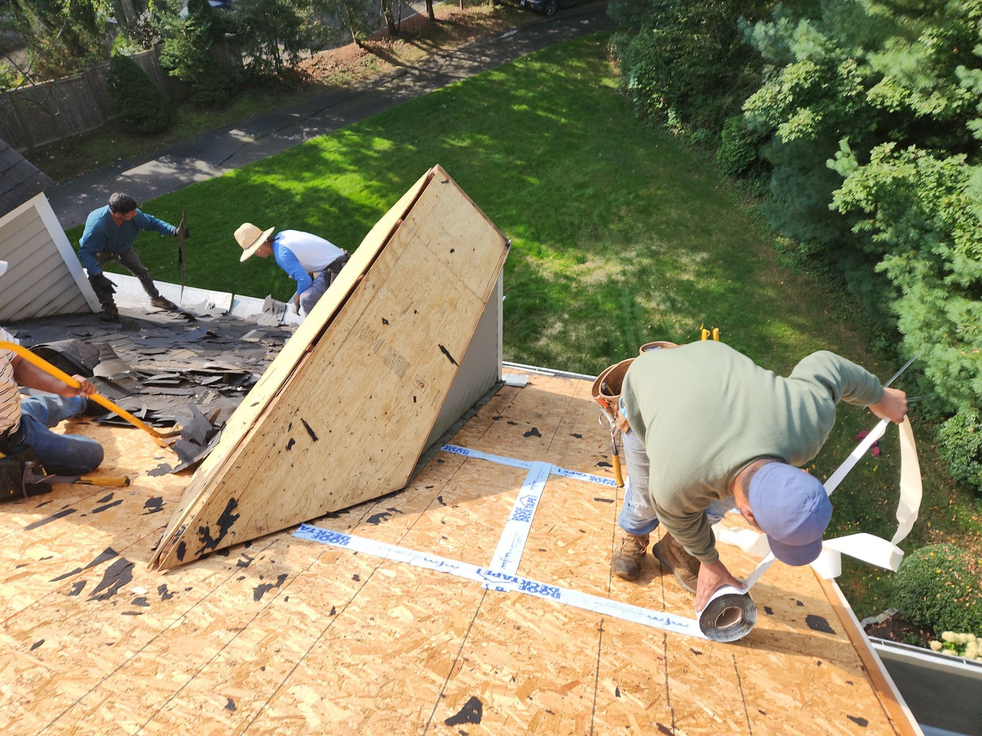 Residential Roofing Installation using Owens Corning TruDefinition Duration - Estate Gray by A Plus Exterior