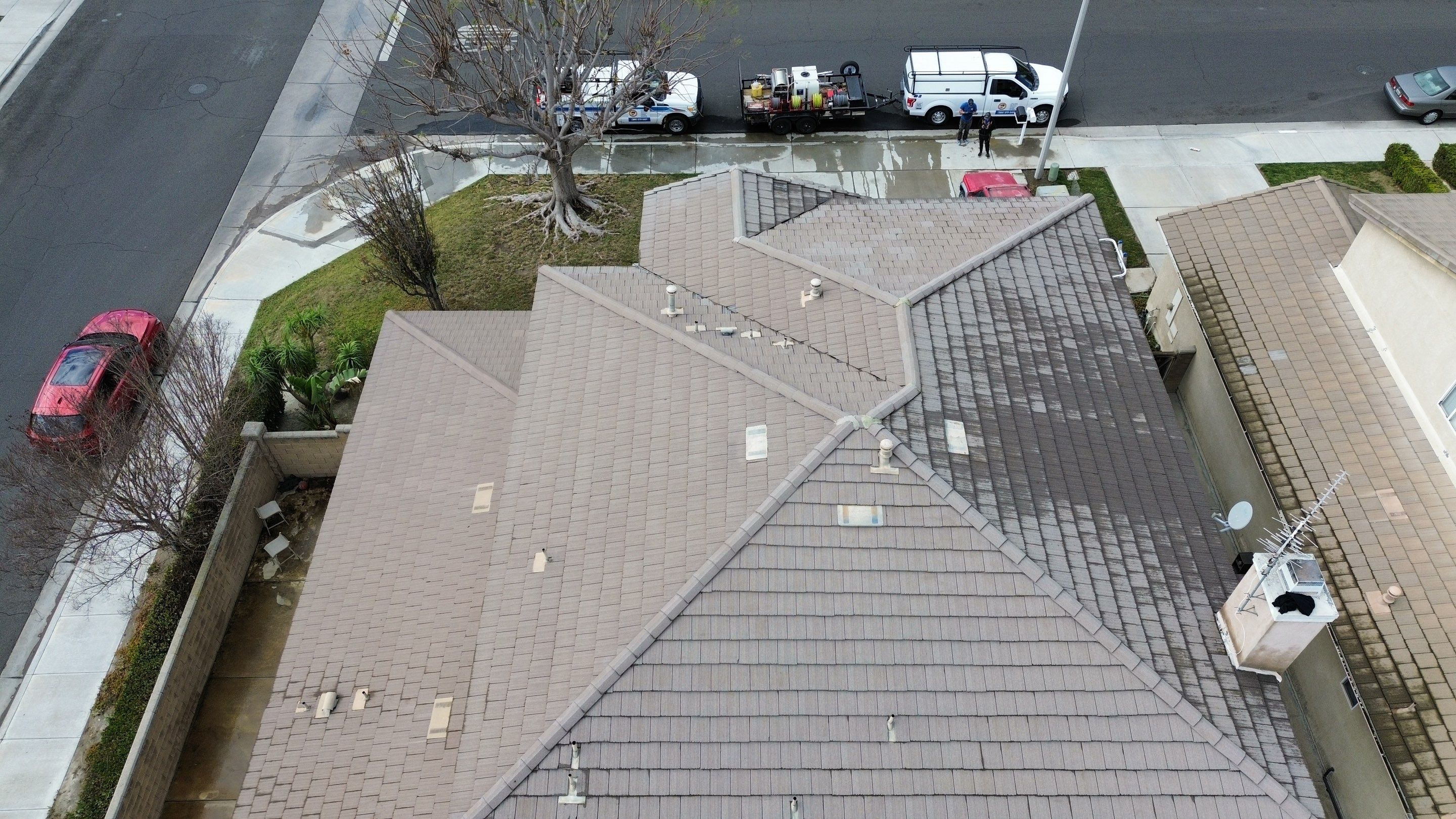 Roof Cleaning LIBERTY MUTUAL by Pirate Pete’s Power Washing