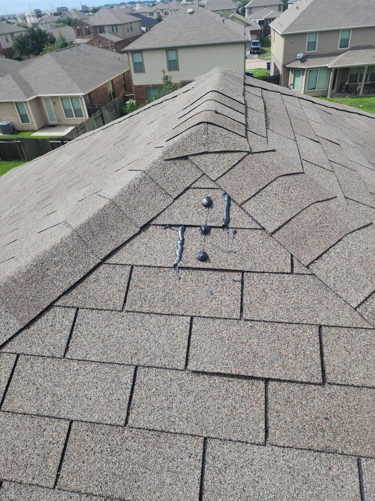 Hail Damage using Owen's Corning Duration (Lifetime) Shingles by Roof Repair Company