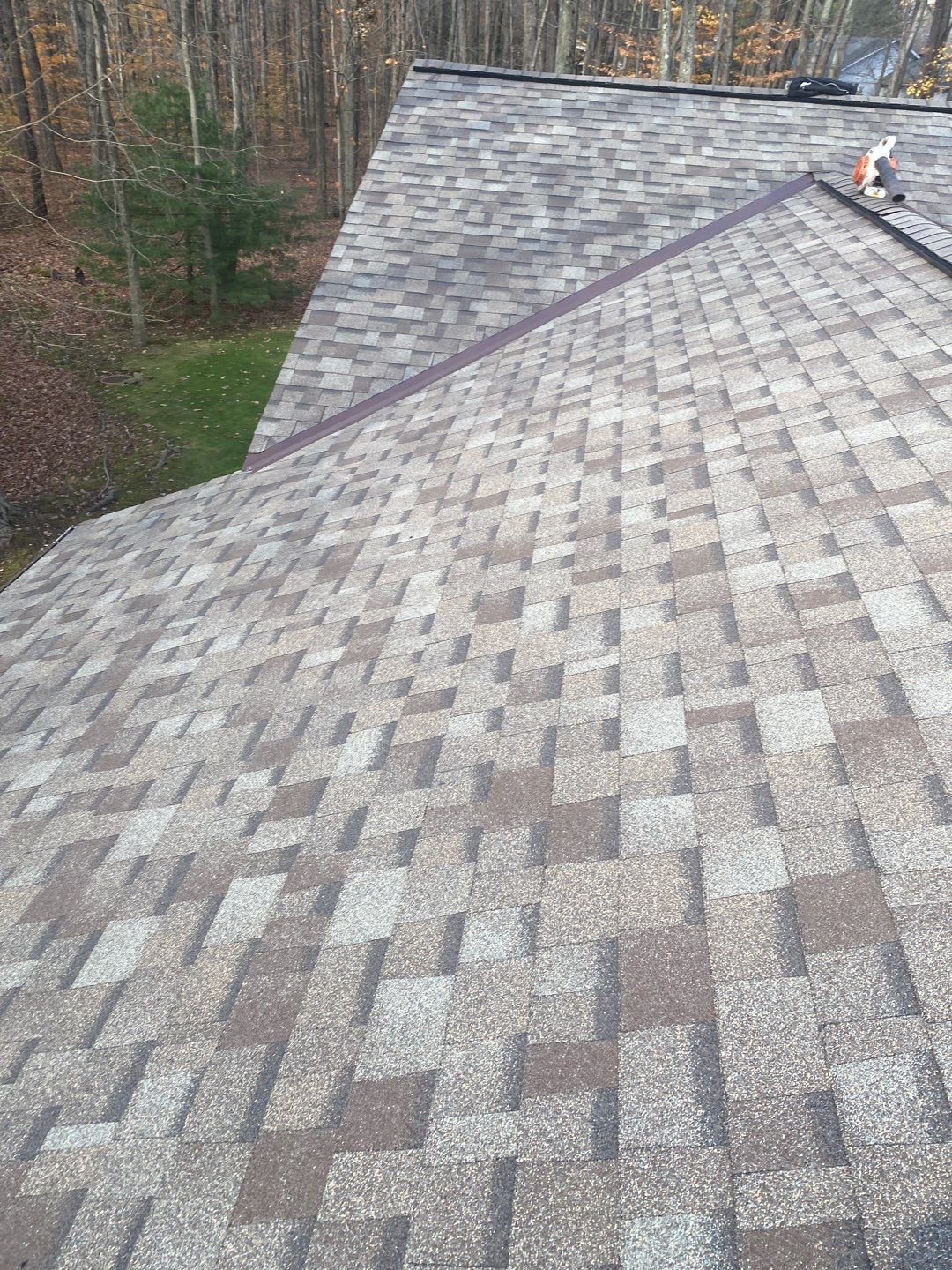 Residential Roofing Installation using Owens Corning Duration, Driftwood by Absolute Roofing and Construction
