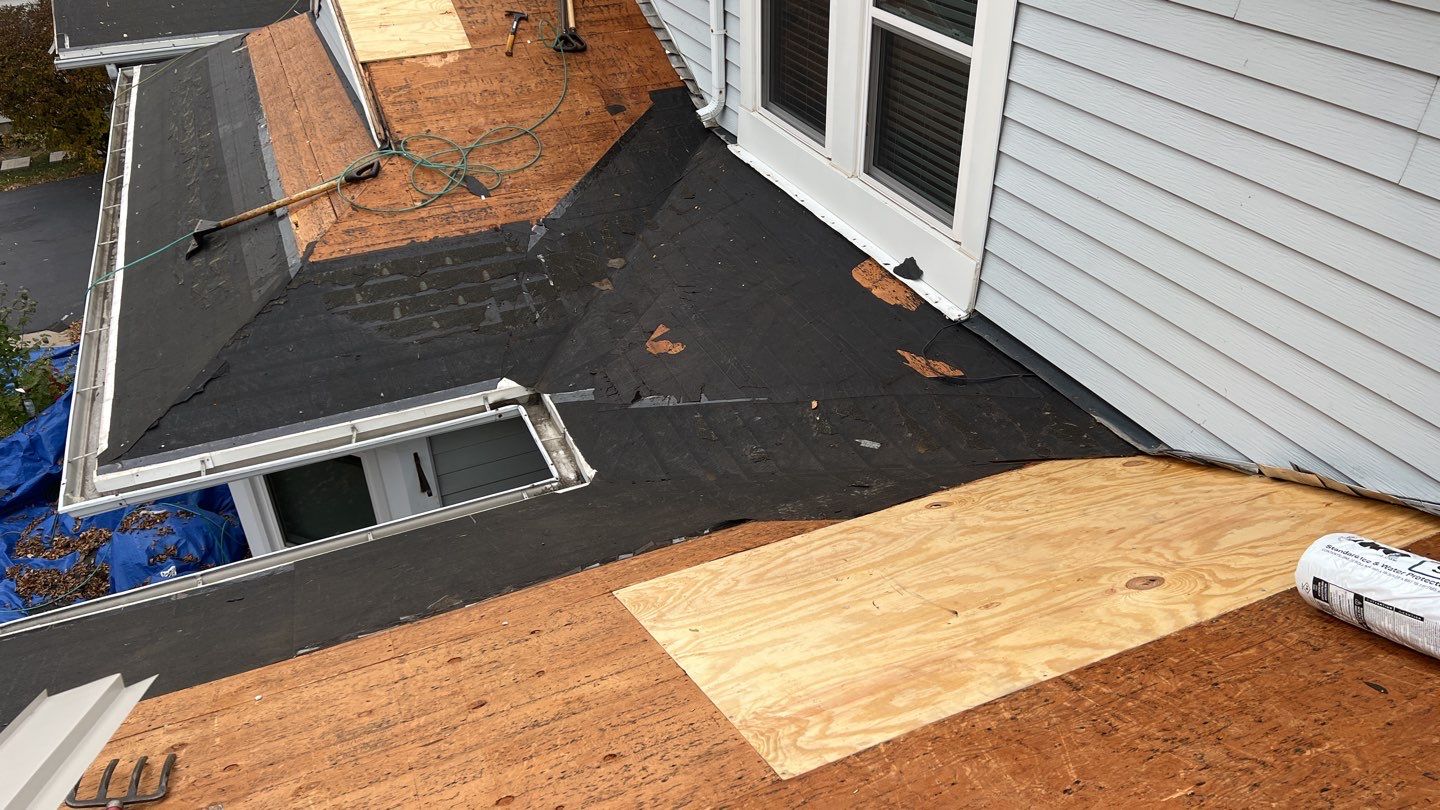 Multi-family unit roof replacement. using GAF Timberline HDZ by Pro Home Services Inc
