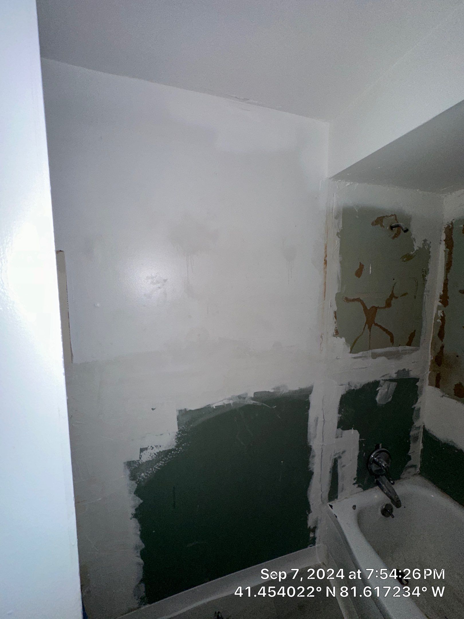 Multifamily Full Remodel by Reinovation