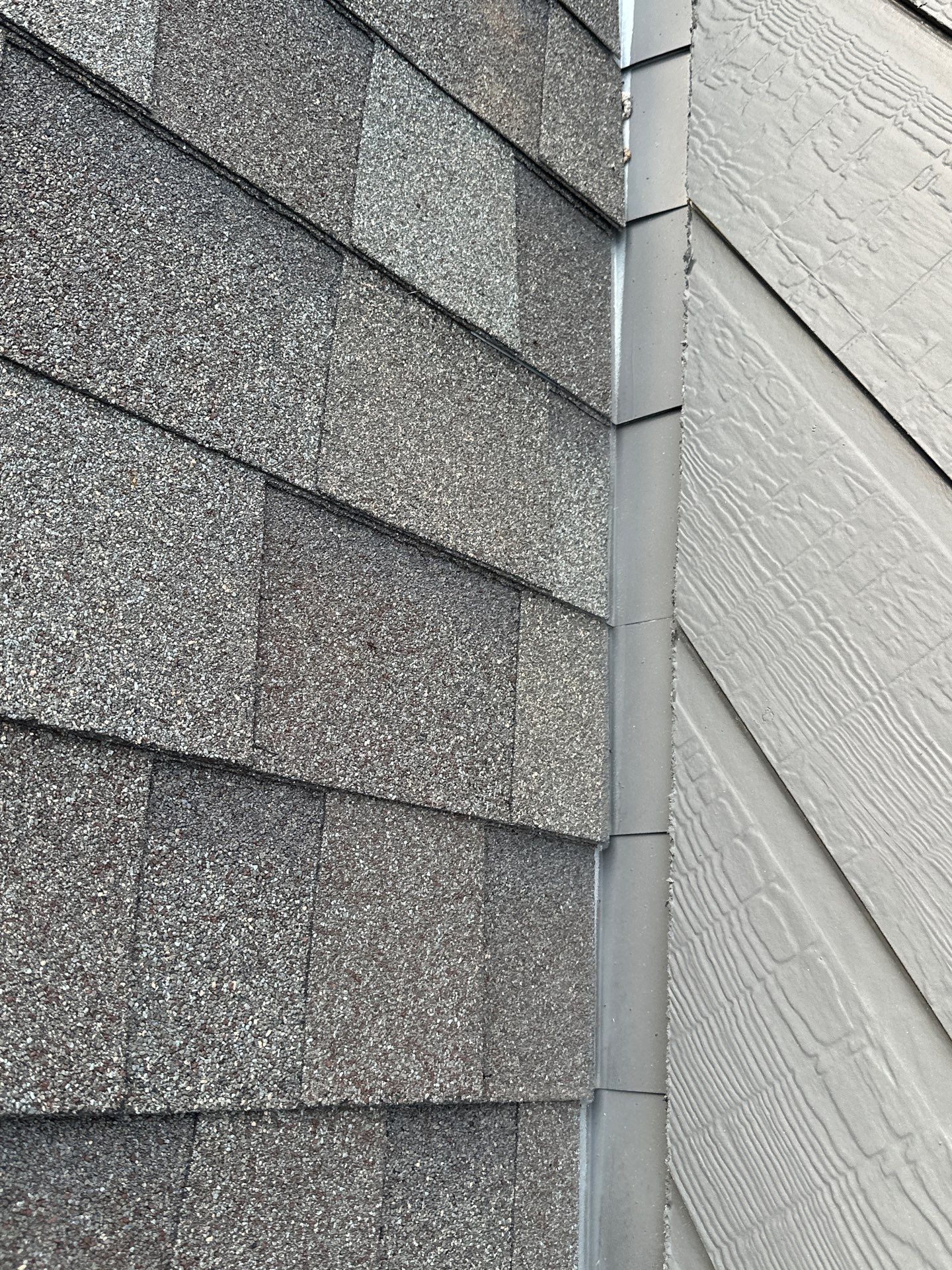 Hail Damage using Owen's Corning Duration (Lifetime) Shingles by Roof Repair Company