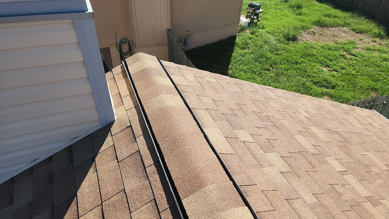 Hail Damage Re-roof in Omaha, NE by White Castle Roofing