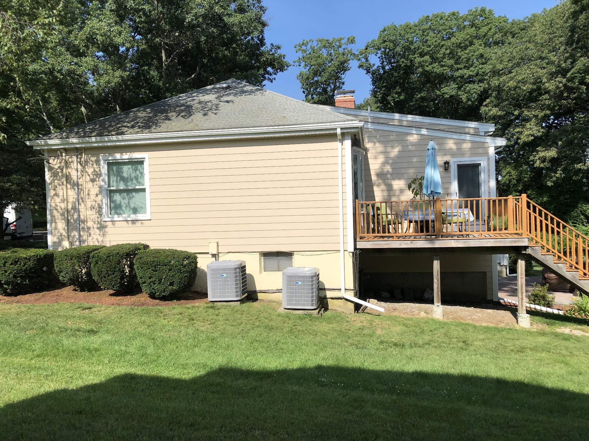 Siding Installation using Everlast Composite Siding by UBrothers Construction