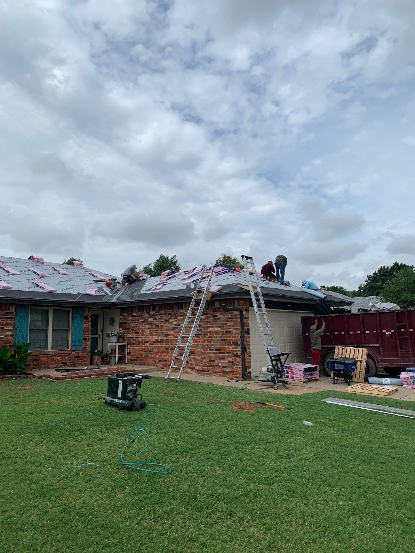 Residential Roofing Installation using Owens Corning by Castillo Roofing