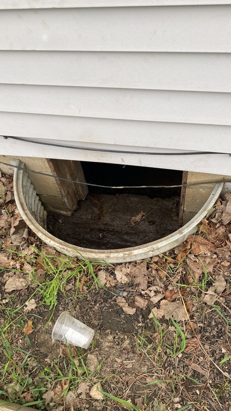Crawl space encapsulation and Waterproofing using GrateDrain Waterproofing System by Toledo Basement Repair 