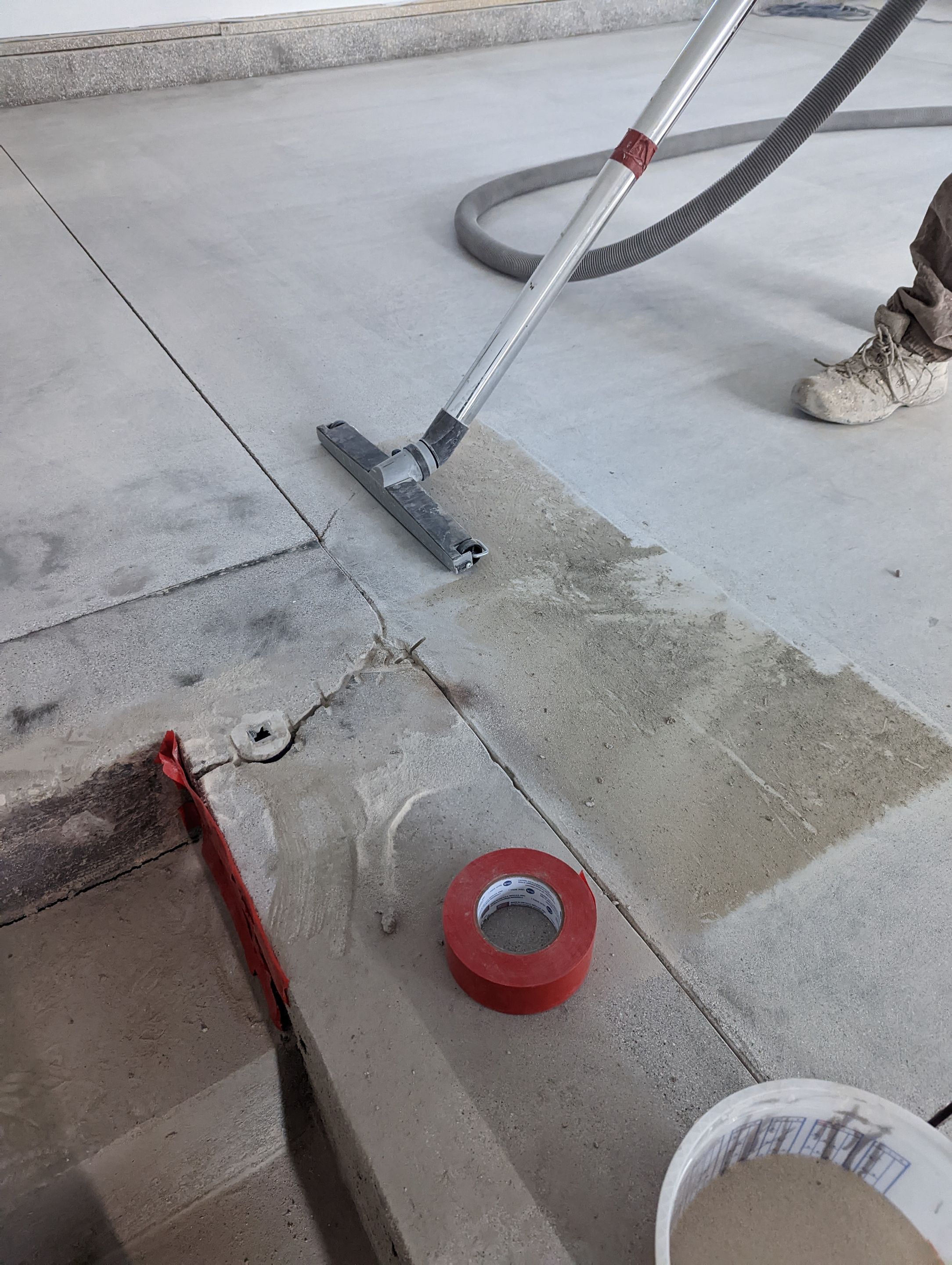 Garage using Domino  by Select Painting, Coatings & Garage Cabinets